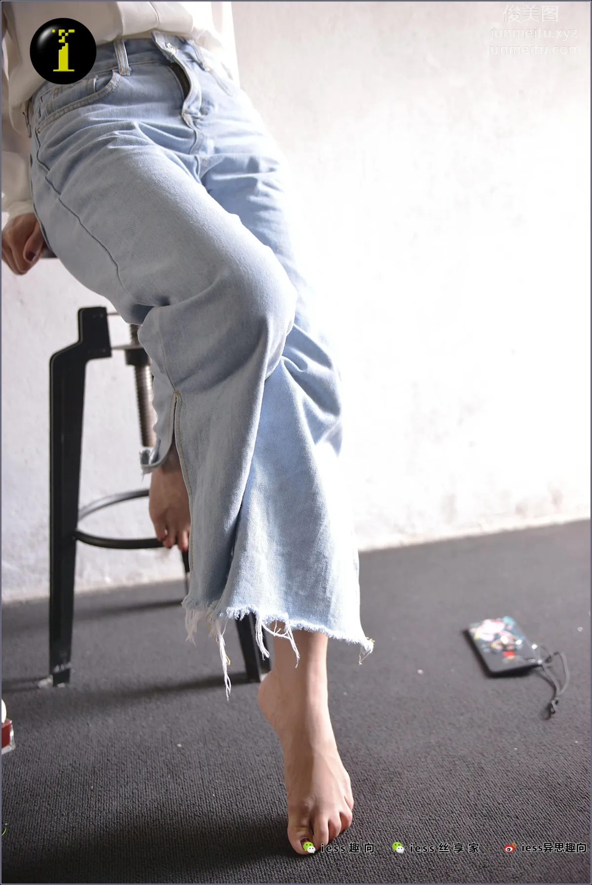 [IESS异思趣向] 普惠集 073 范美美-涂趾甲油 page 80