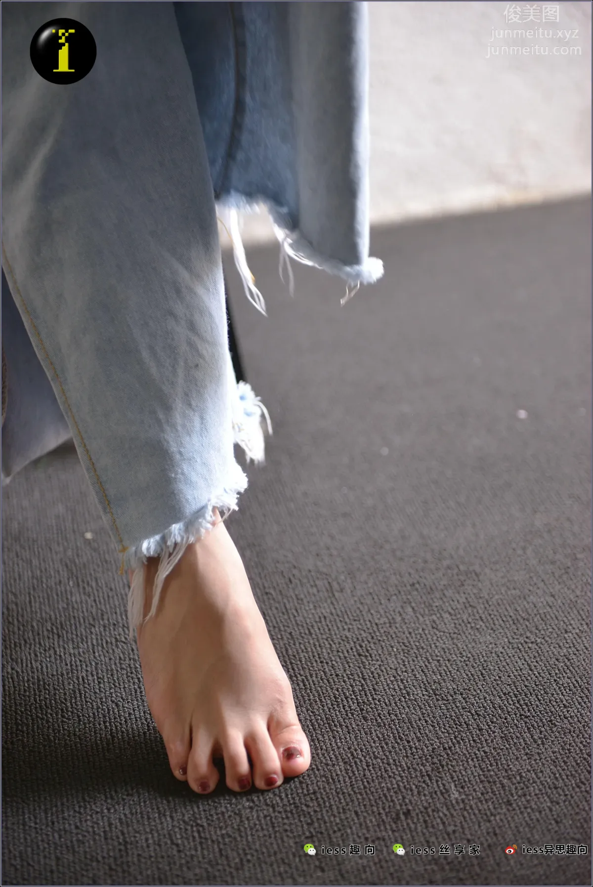 [IESS异思趣向] 普惠集 073 范美美-涂趾甲油 page 83