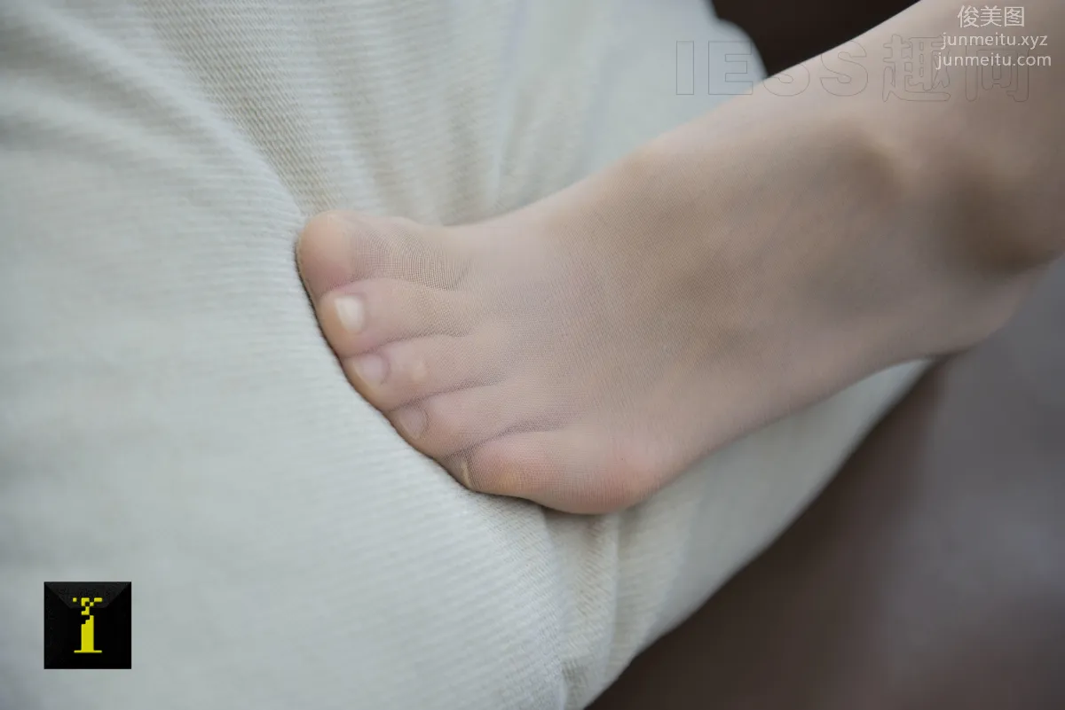 [IESS异思趣向] 普惠集 106-小六、丝足底、肉丝特写 [93P] page 13