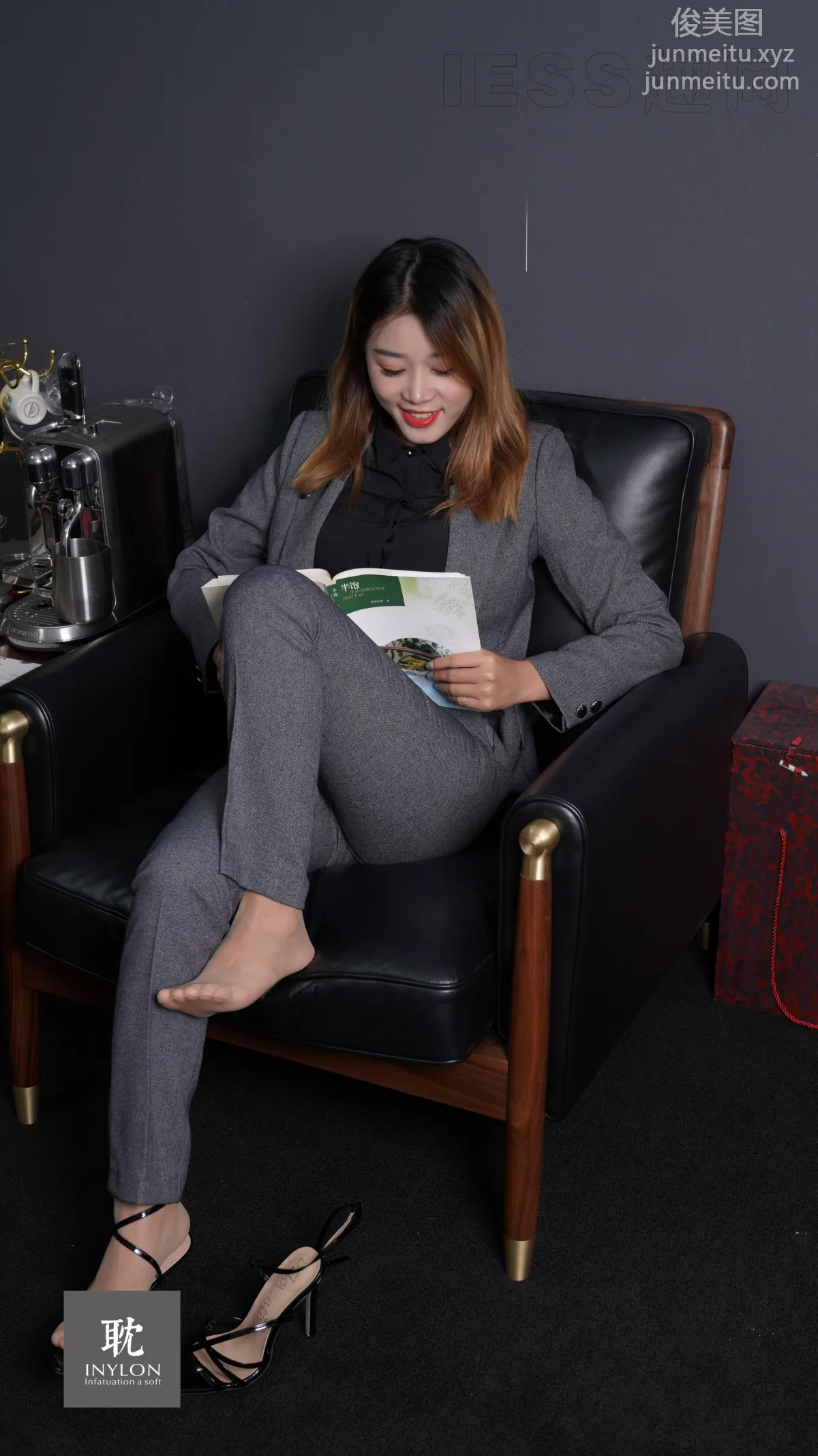 [IESS异思趣向] 普惠集 172-小婧 多读书 [89P] page 60