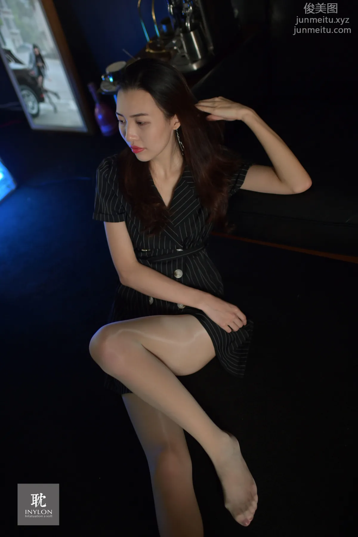 [IESS异思趣向] 普惠集 181-大妞的马油袜II [82P] page 37