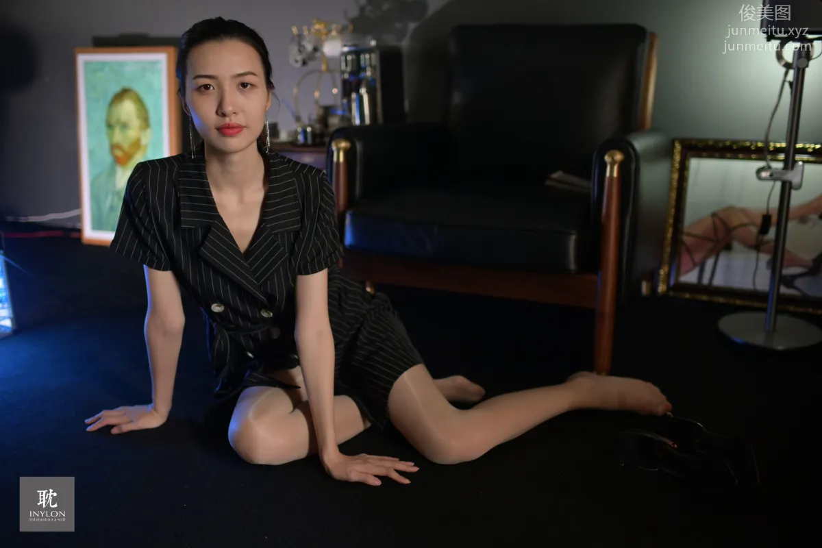 [IESS异思趣向] 普惠集 181-大妞的马油袜II [82P] page 77