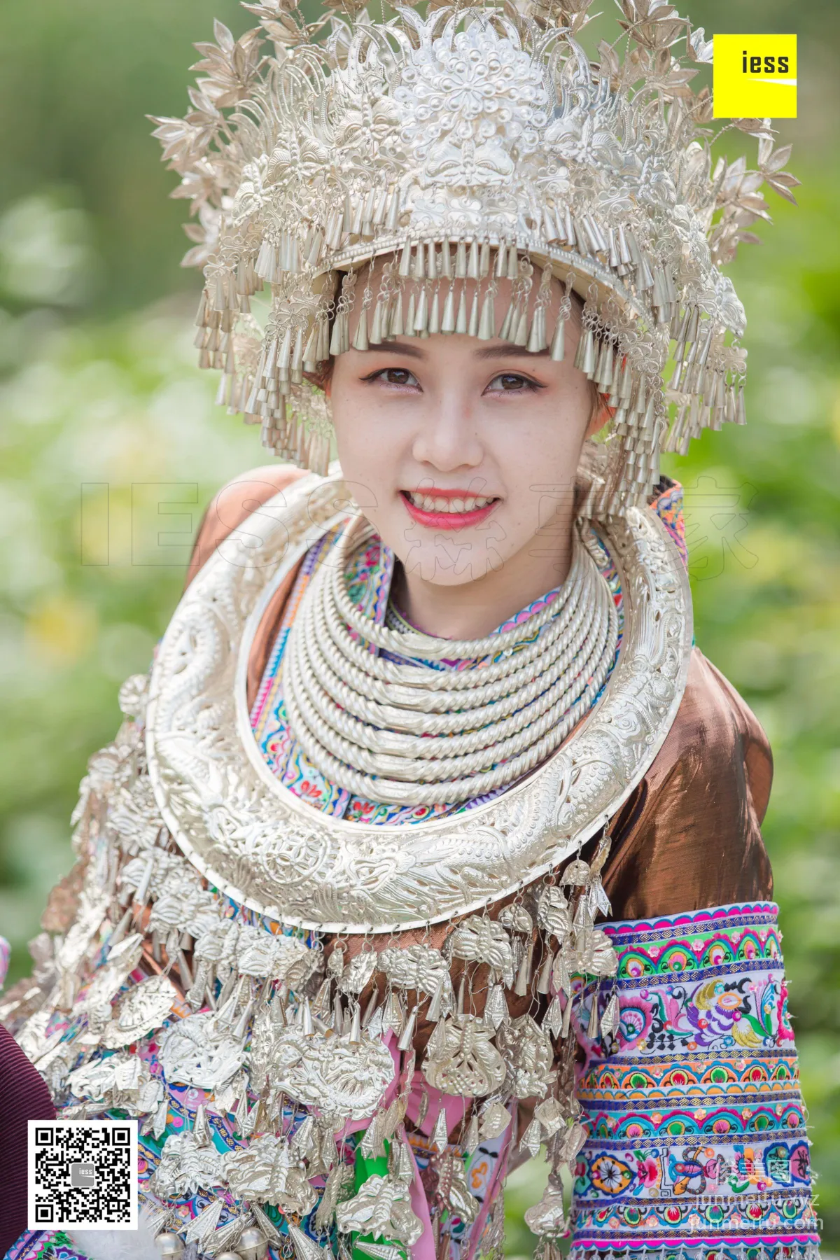 [IESS异思趣向] 2018.12.04《魔鬼周三》特刊45期：九妹- 穿丝袜的苗族九妹 page 5