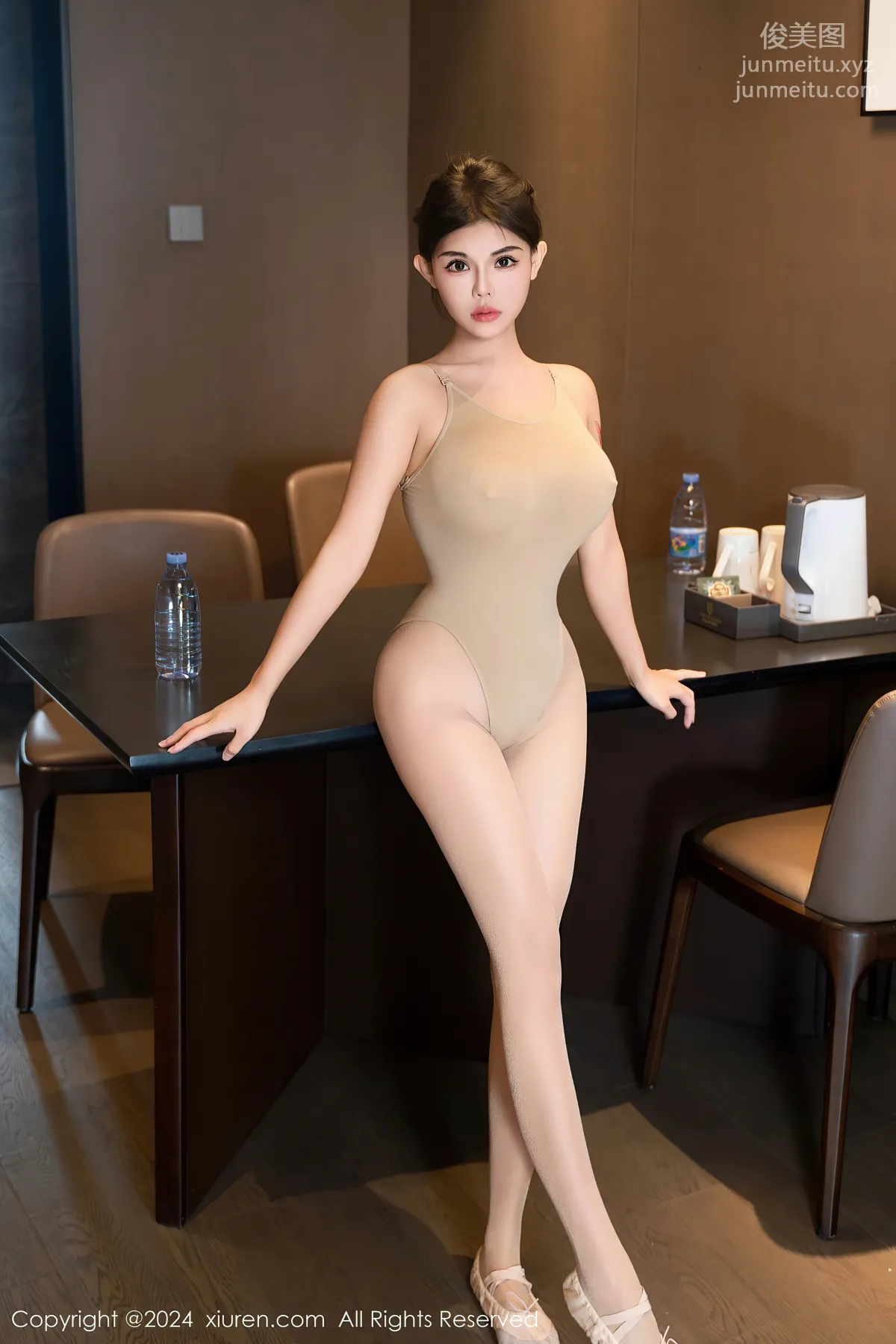[Xiuren秀人网]2024.08.19 NO.9033 小童颜 page 3