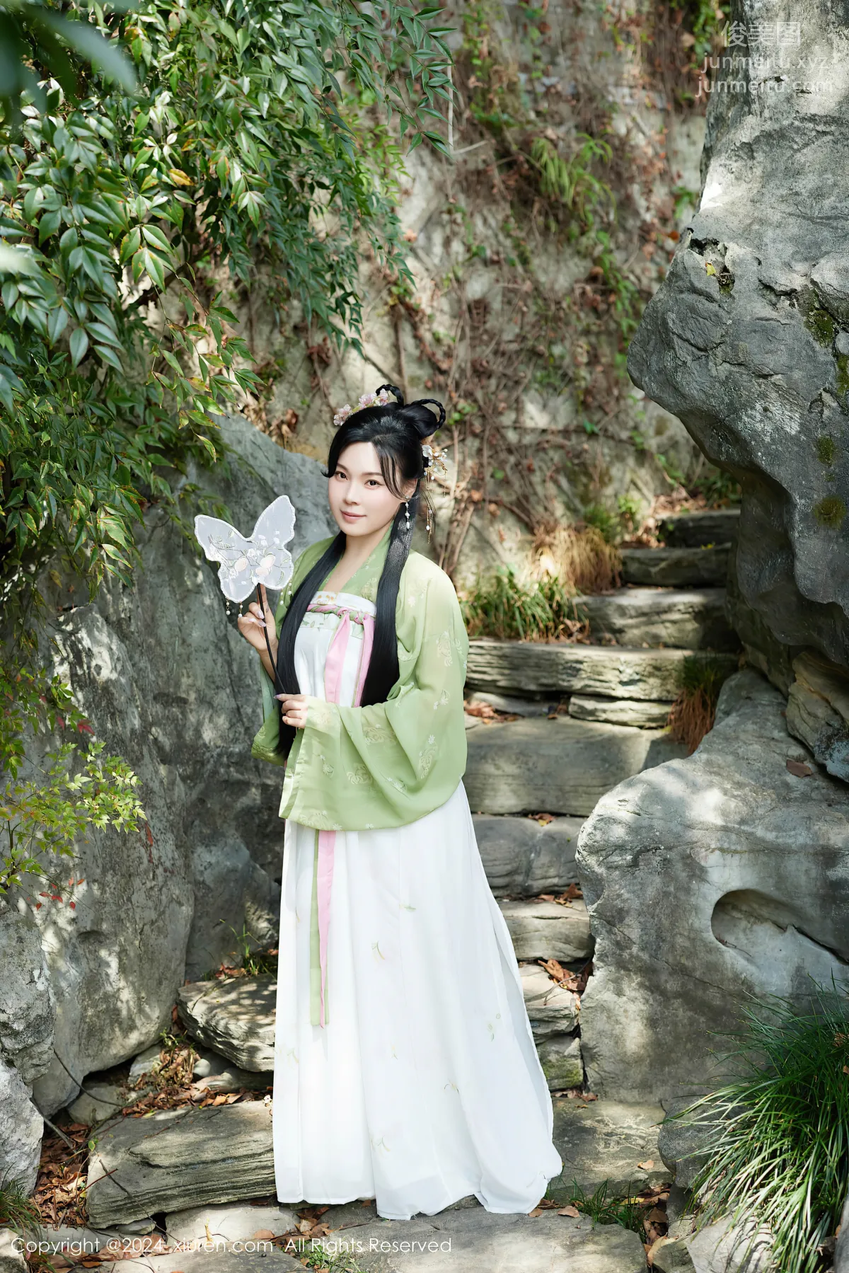 [Xiuren秀人网]2024.09.14 NO.9162 麦田 page 2