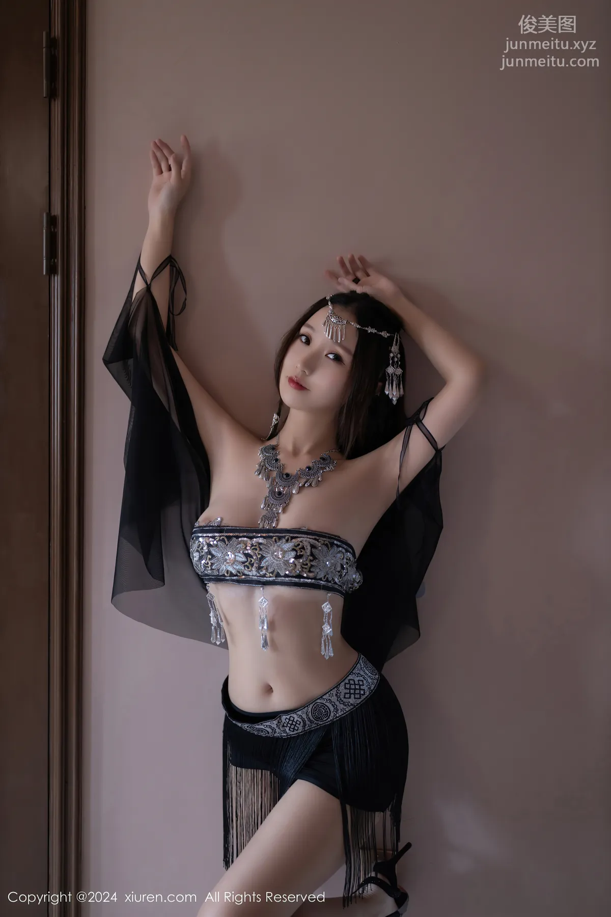 [Xiuren秀人网]2024.09.18 NO.9172 杏子Yada page 18