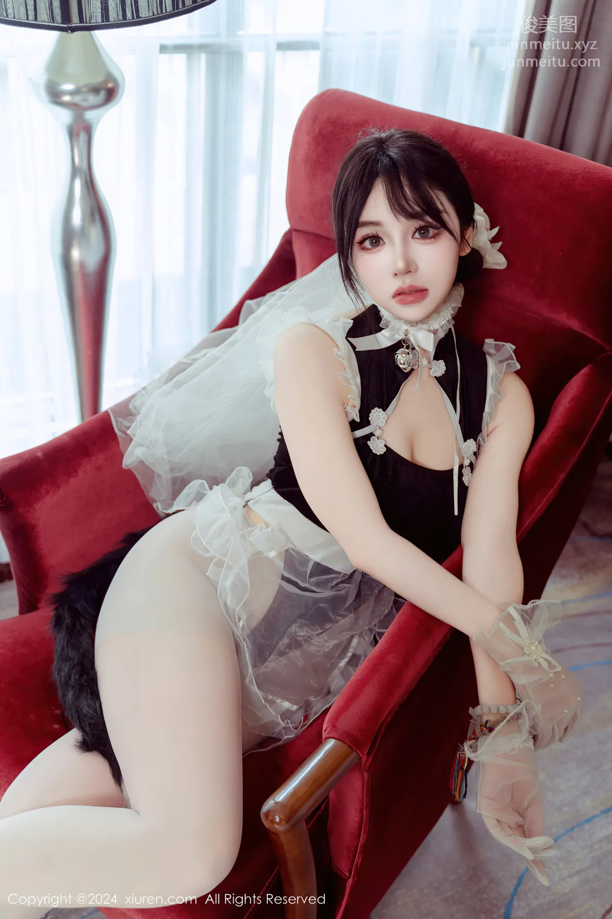 [Xiuren秀人网]2024.09.24 NO.9197 汐汐爱吃草莓 page 4