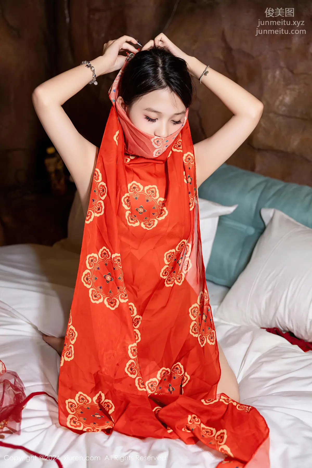 [Xiuren秀人网]2024.10.22 NO.9323 吴婷婉 page 78