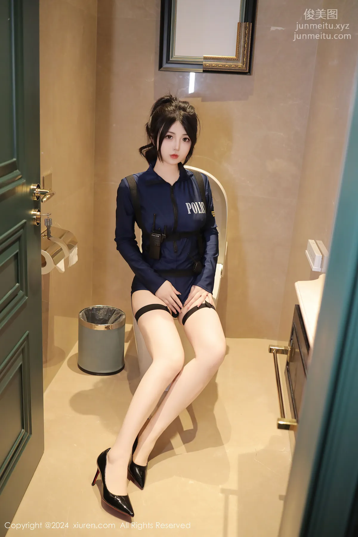 [Xiuren秀人网]2024.10.22 NO.9326 陈小花 page 17