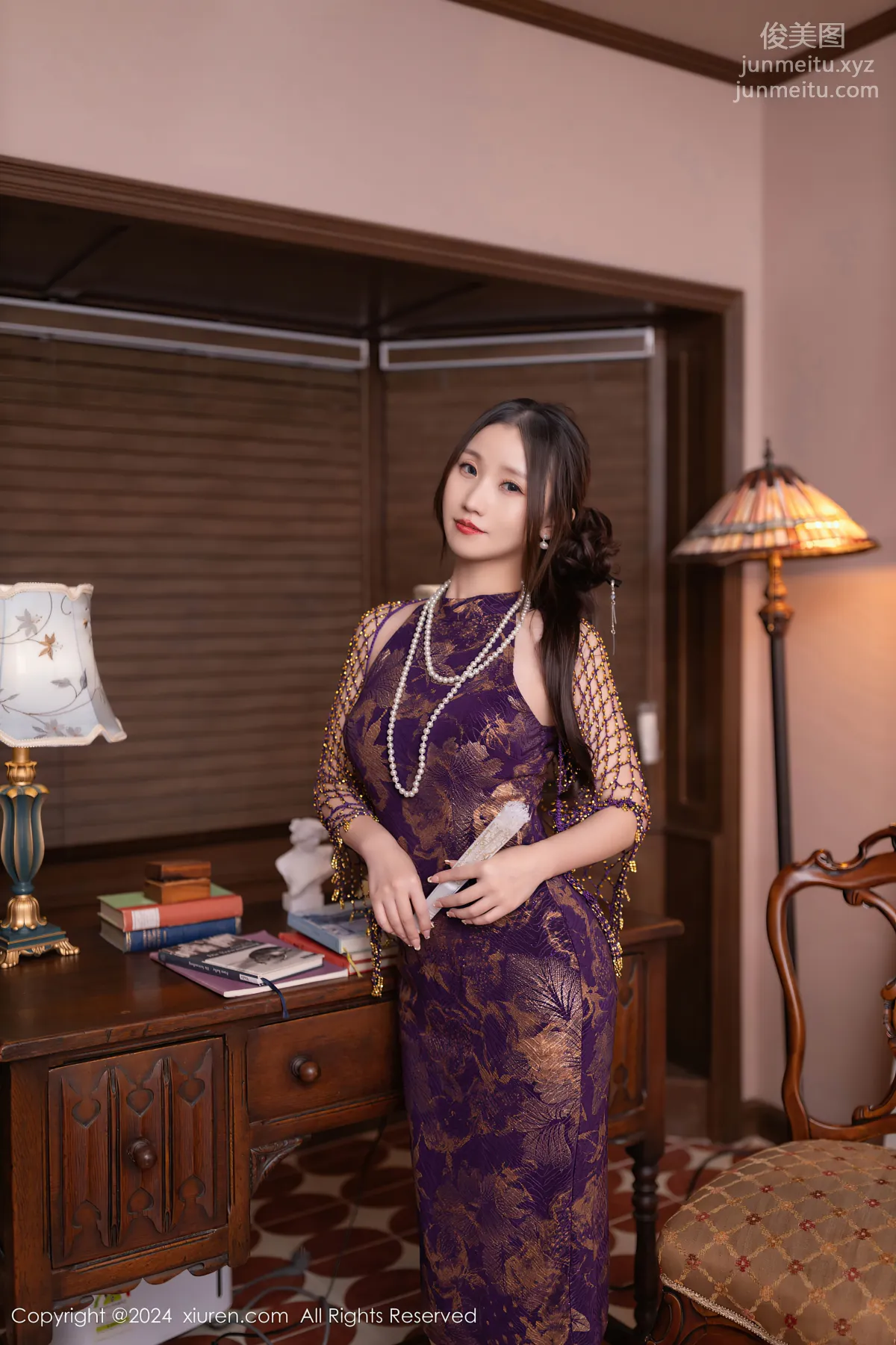 [Xiuren秀人网]2024.11.27 NO.9513 杏子Yada page 4