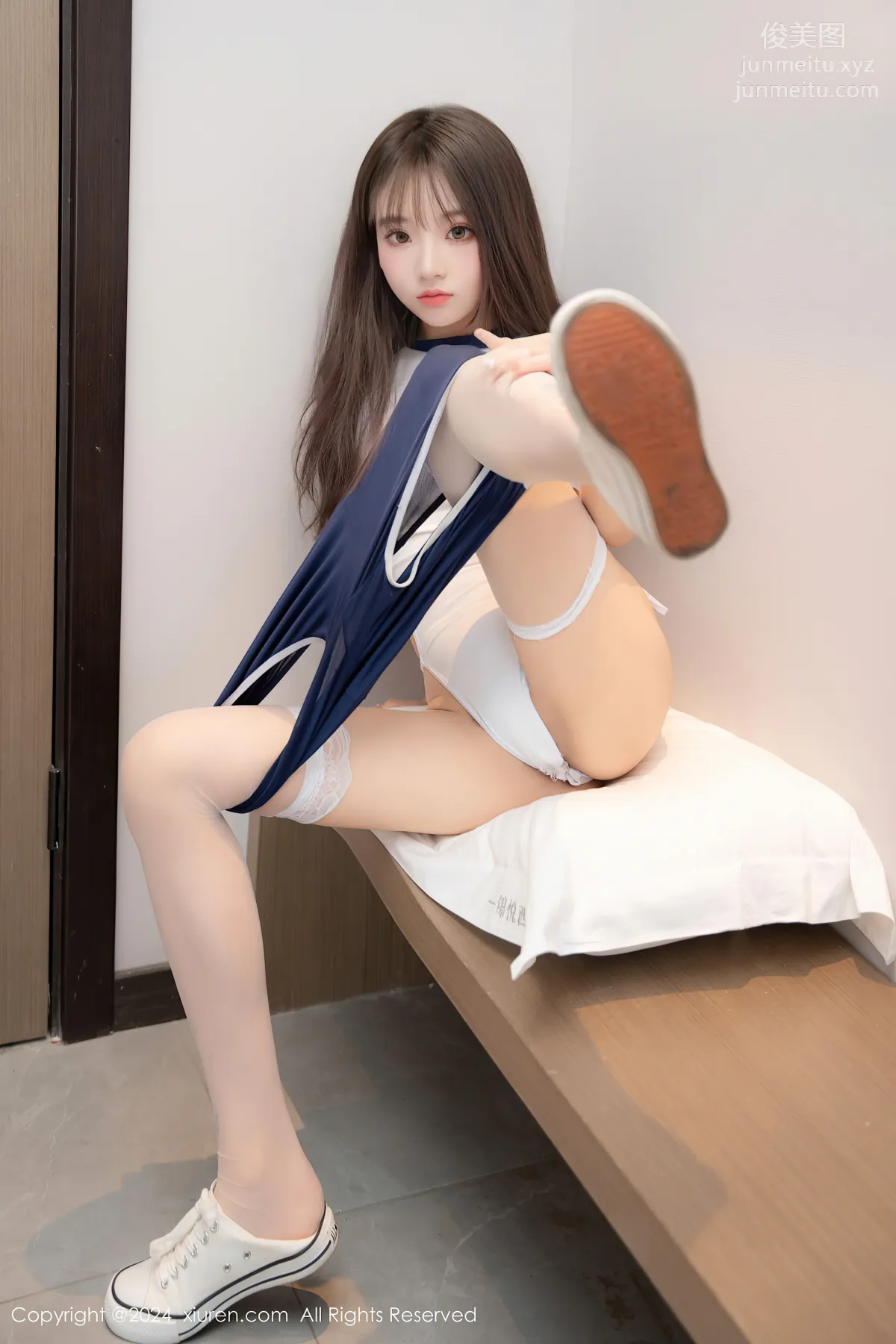 [Xiuren秀人网]2024.12.25 NO.9654 羊大衣 page 10