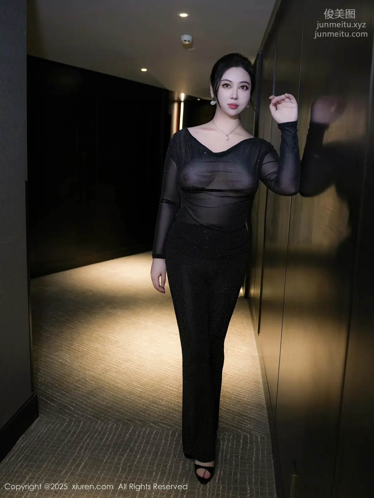 [Xiuren秀人网]2025.01.08 NO.9725 风景尤美 page 8