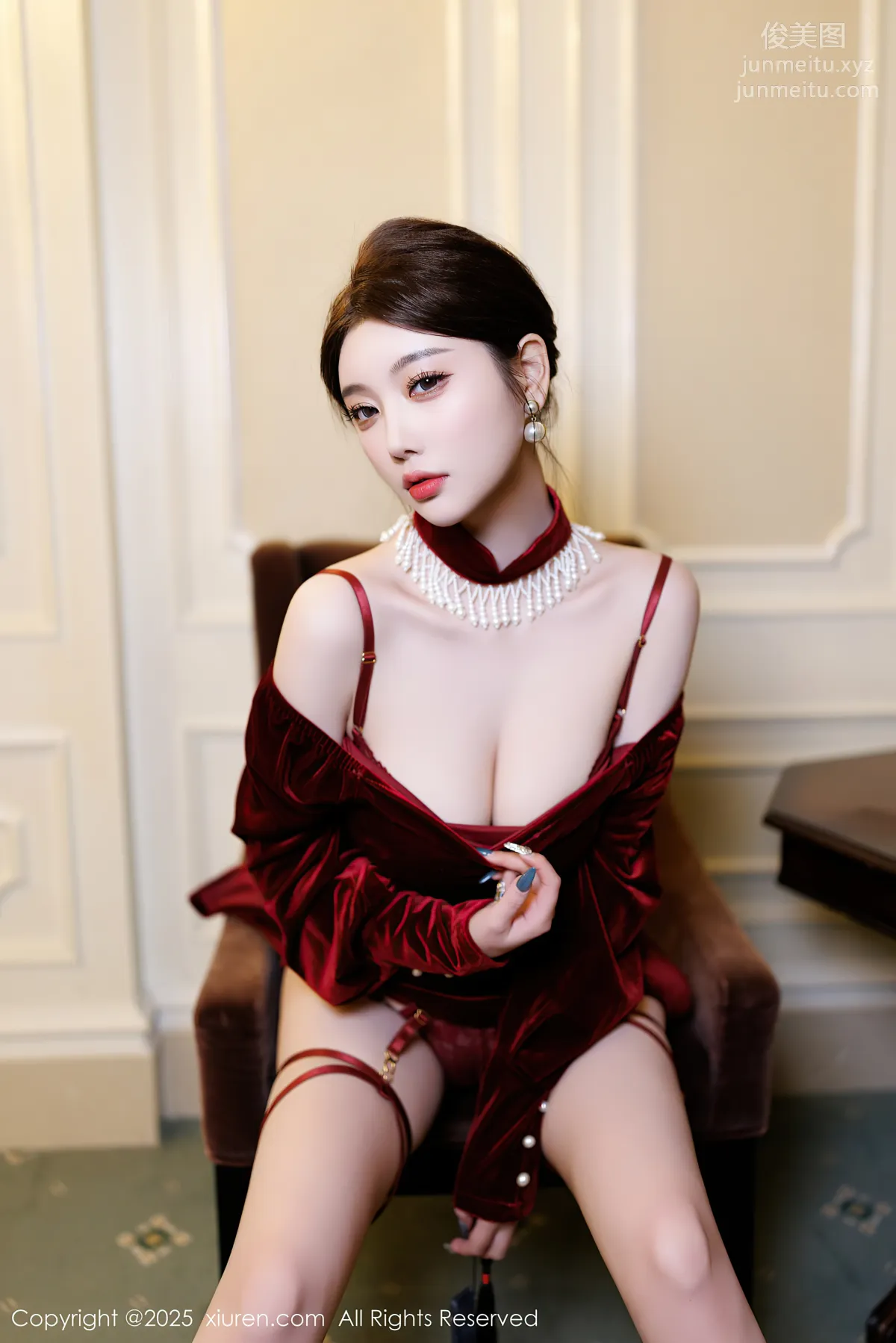 [Xiuren秀人网]2025.01.26 NO.9831 杨晨晨Yome page 33