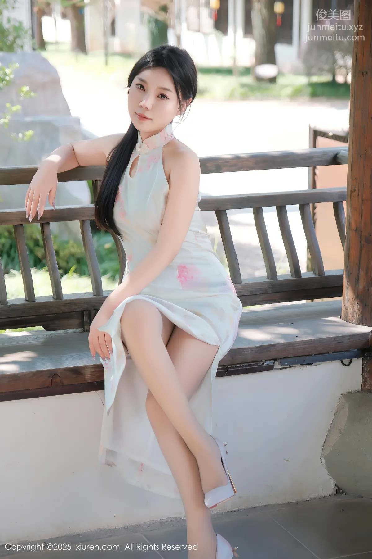 [Xiuren秀人网]2025.02.17 NO.9893 麦田 page 4