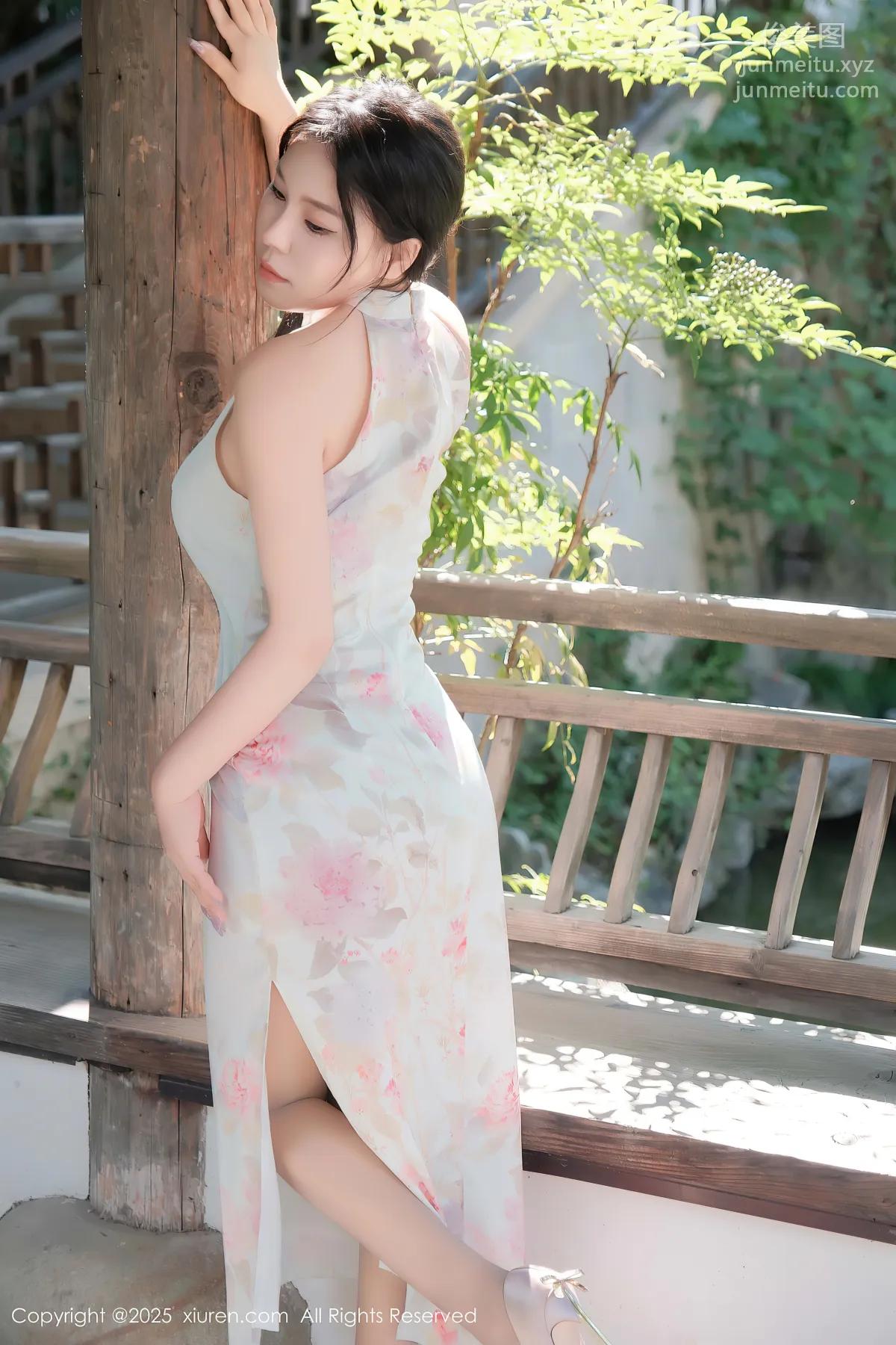 [Xiuren秀人网]2025.02.17 NO.9893 麦田 page 13