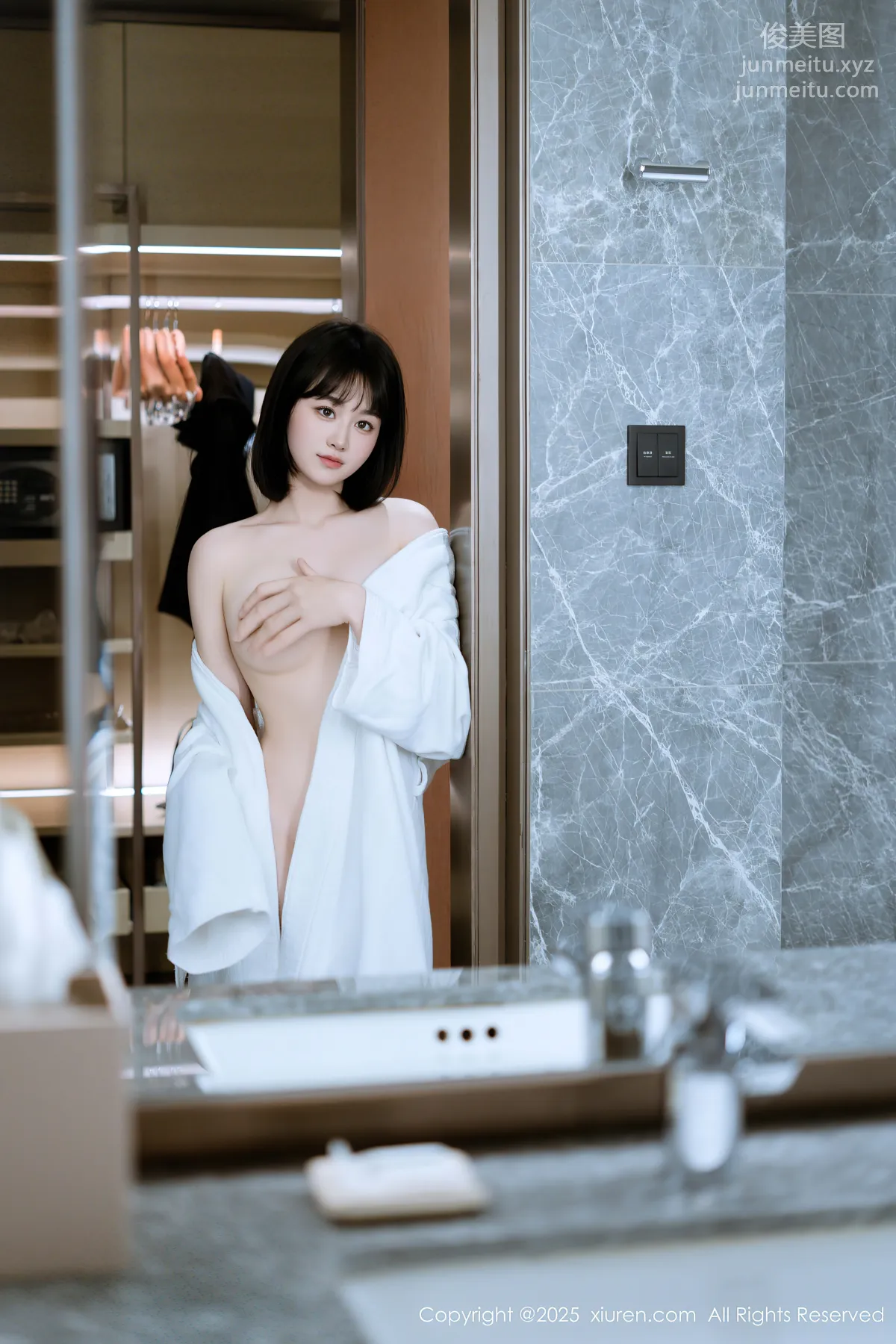 [Xiuren秀人网]2025.03.06 NO.9972 涵涵Luna page 52