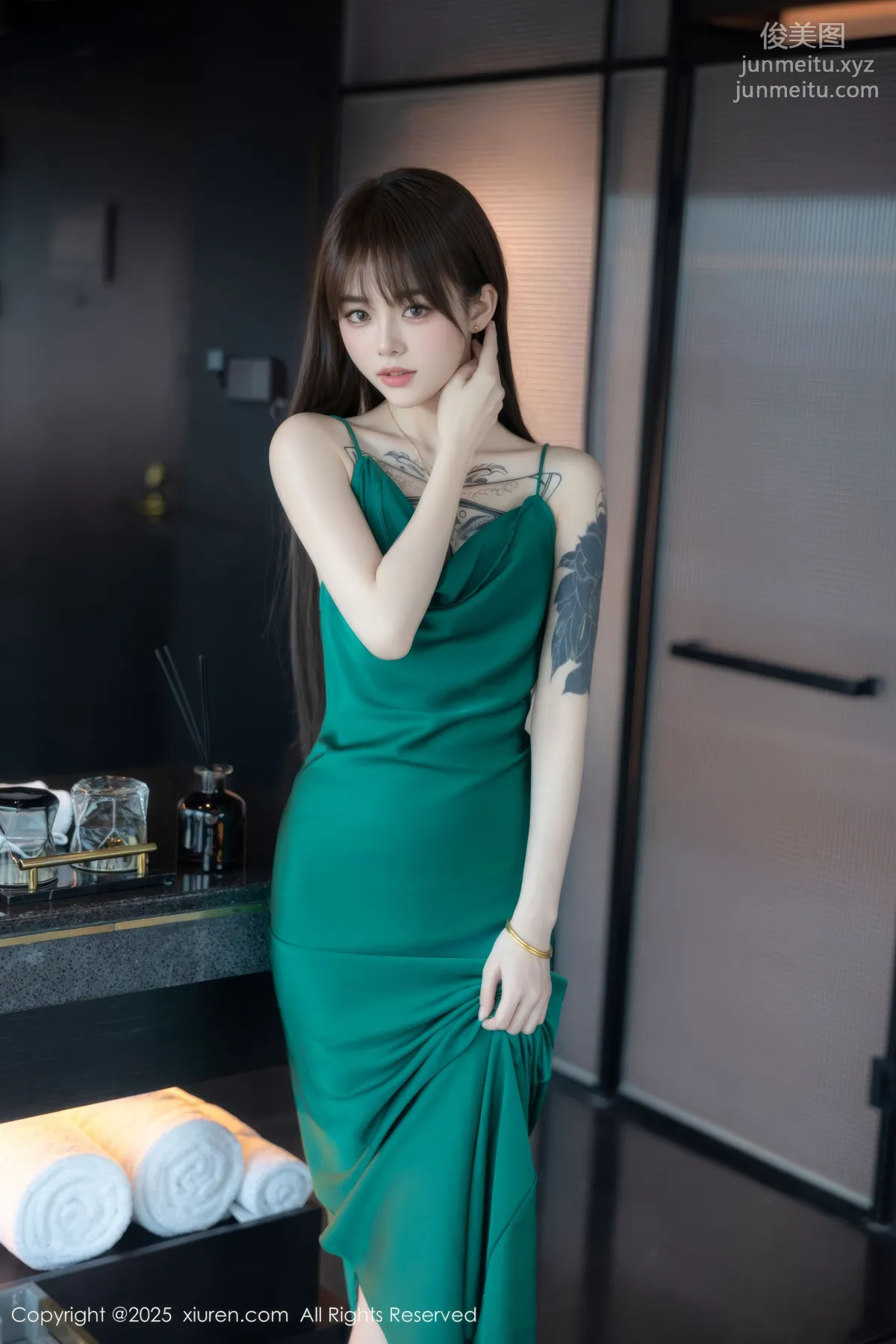 [秀人美媛馆] 2025.01.23 No.9803 奶瓶 page 3