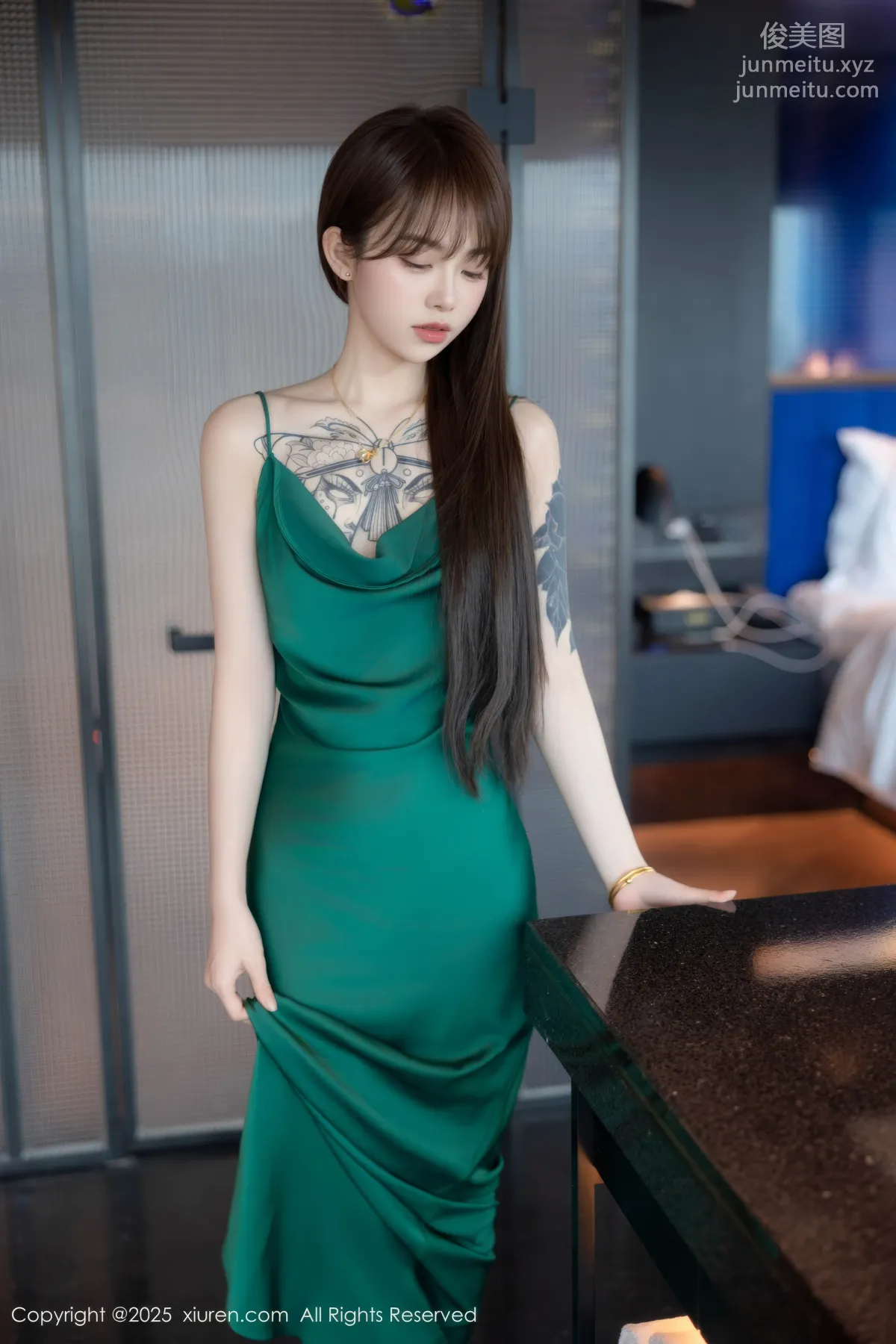 [秀人美媛馆] 2025.01.23 No.9803 奶瓶 page 4