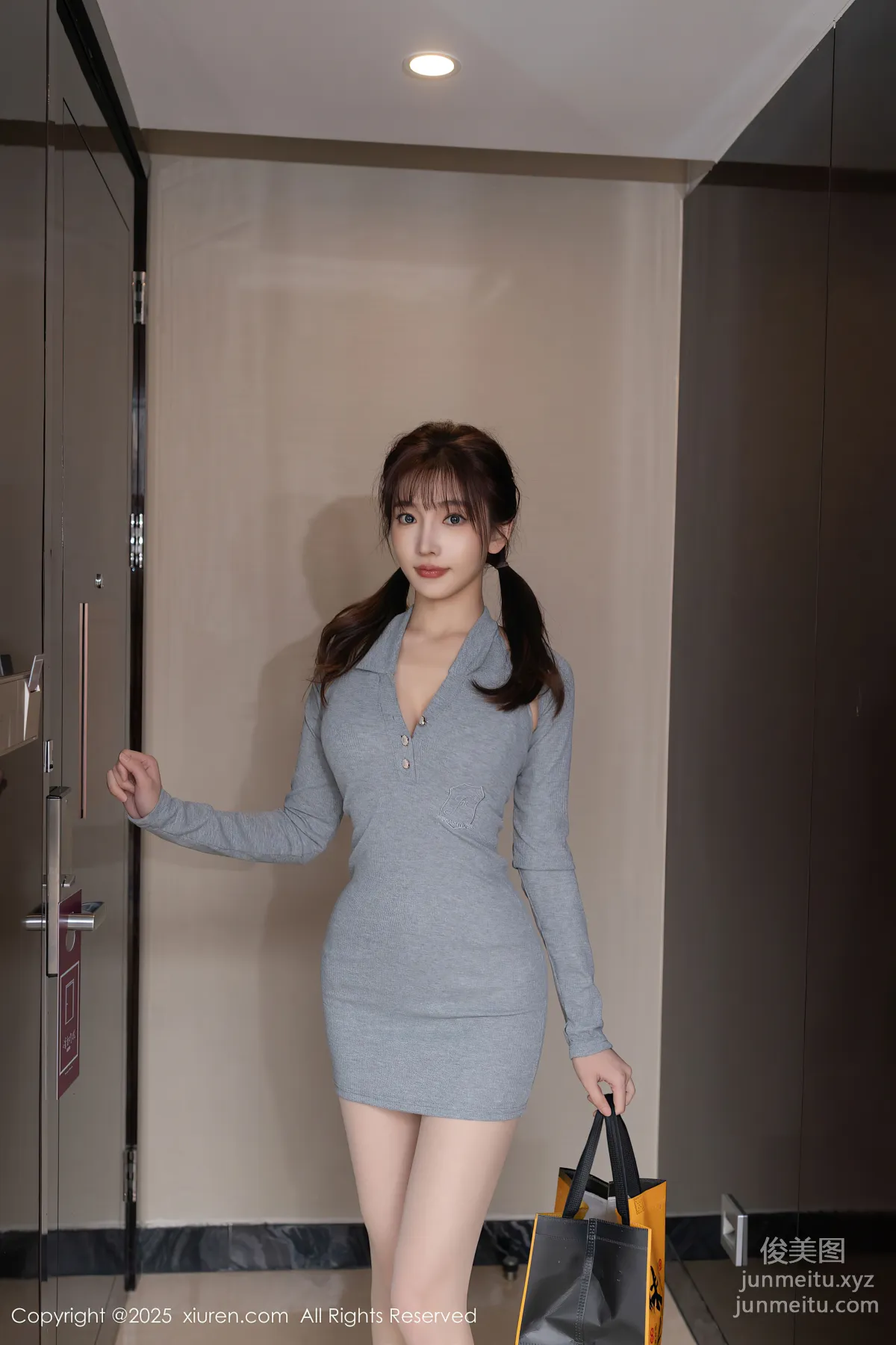 [Xiuren秀人网]2025.03.20 NO.10049 陆萱萱 page 3