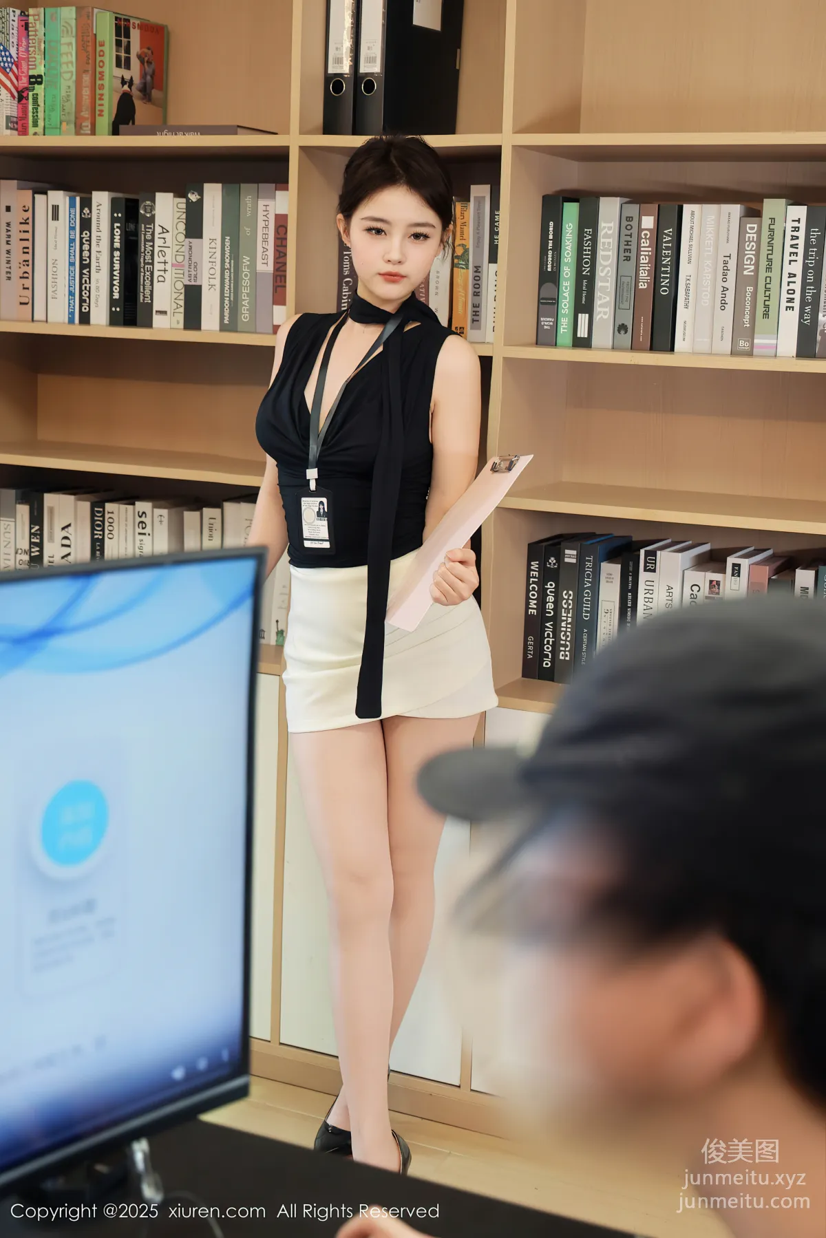[Xiuren秀人网]2025.03.21 NO.10052 小橘子orange page 33
