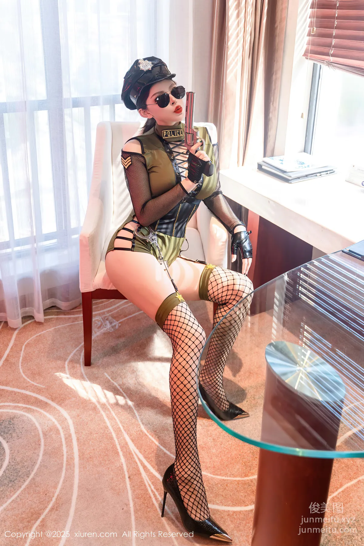 [Xiuren秀人网]2025.03.25 NO.10064 伊丽莎有点白 page 10