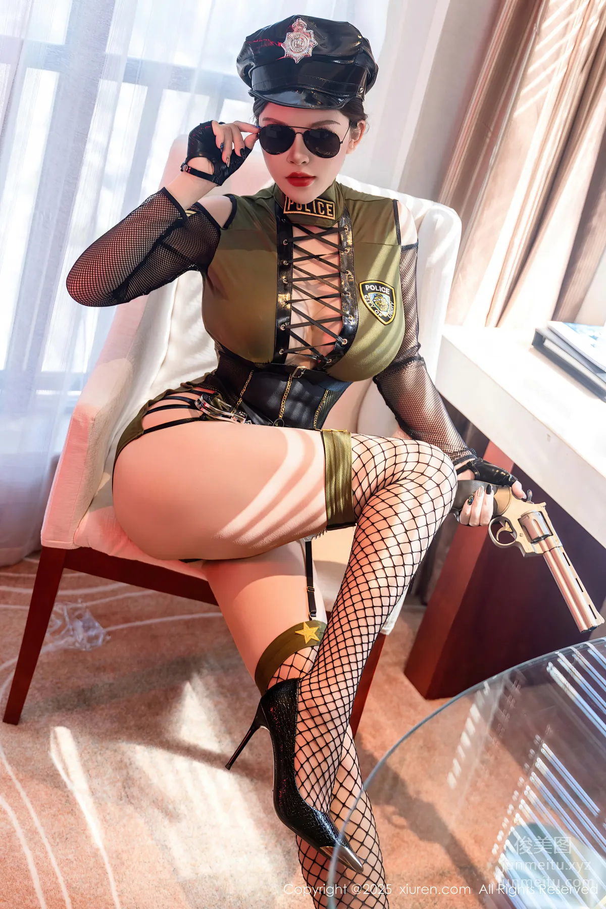 [Xiuren秀人网]2025.03.25 NO.10064 伊丽莎有点白 page 11