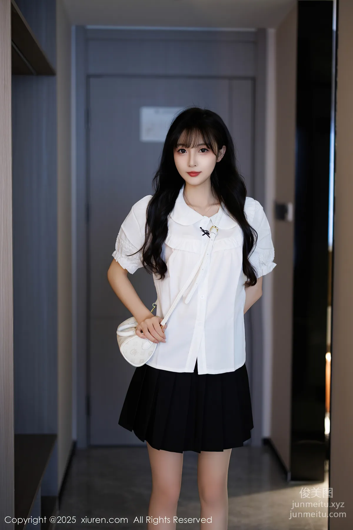 [Xiuren秀人网]2025.03.25 NO.10067 樱桃小阑子 page 2