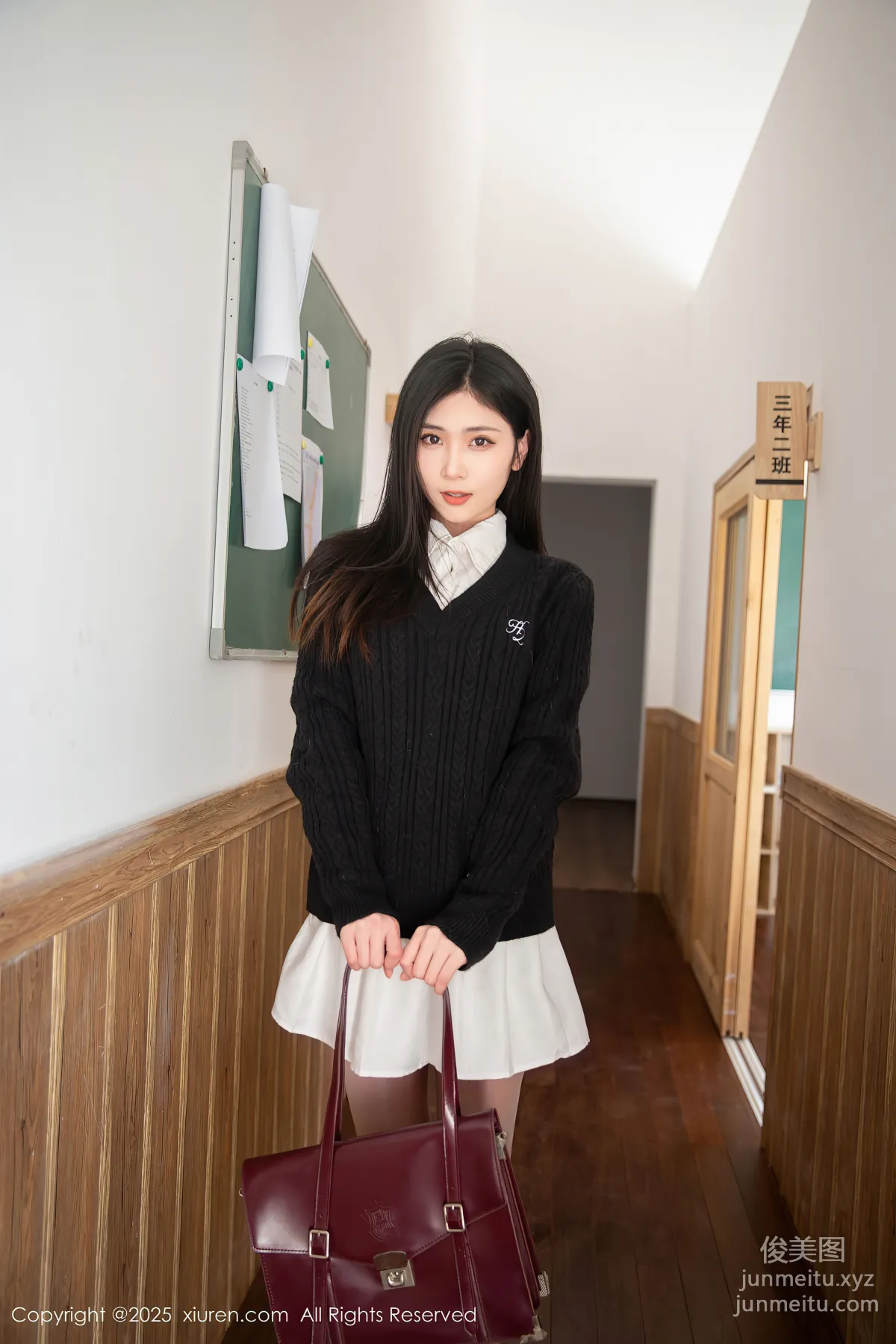 [Xiuren秀人网]2025.03.27 NO.10078 刘婷婷 page 2