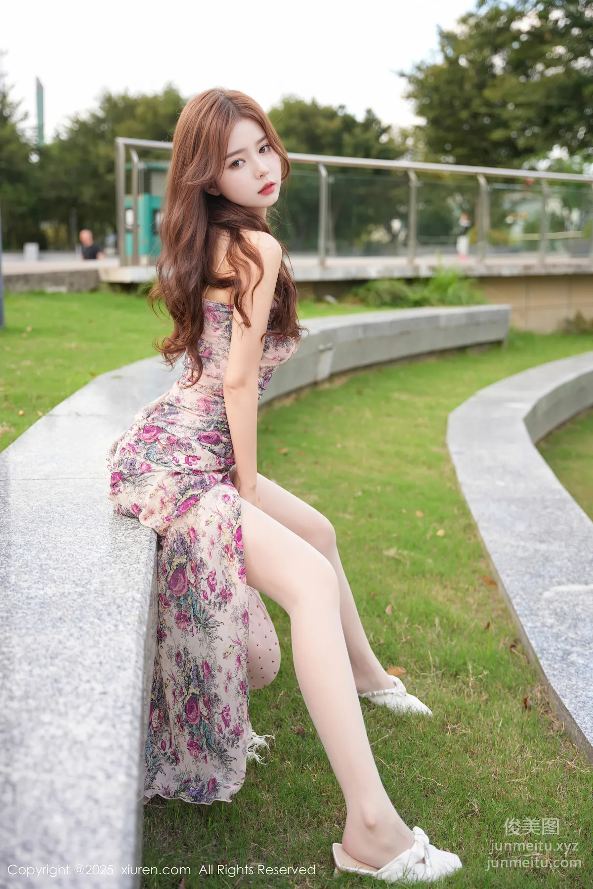 [Xiuren秀人网]2025.04.09 NO.10128 拍黄瓜girl page 34