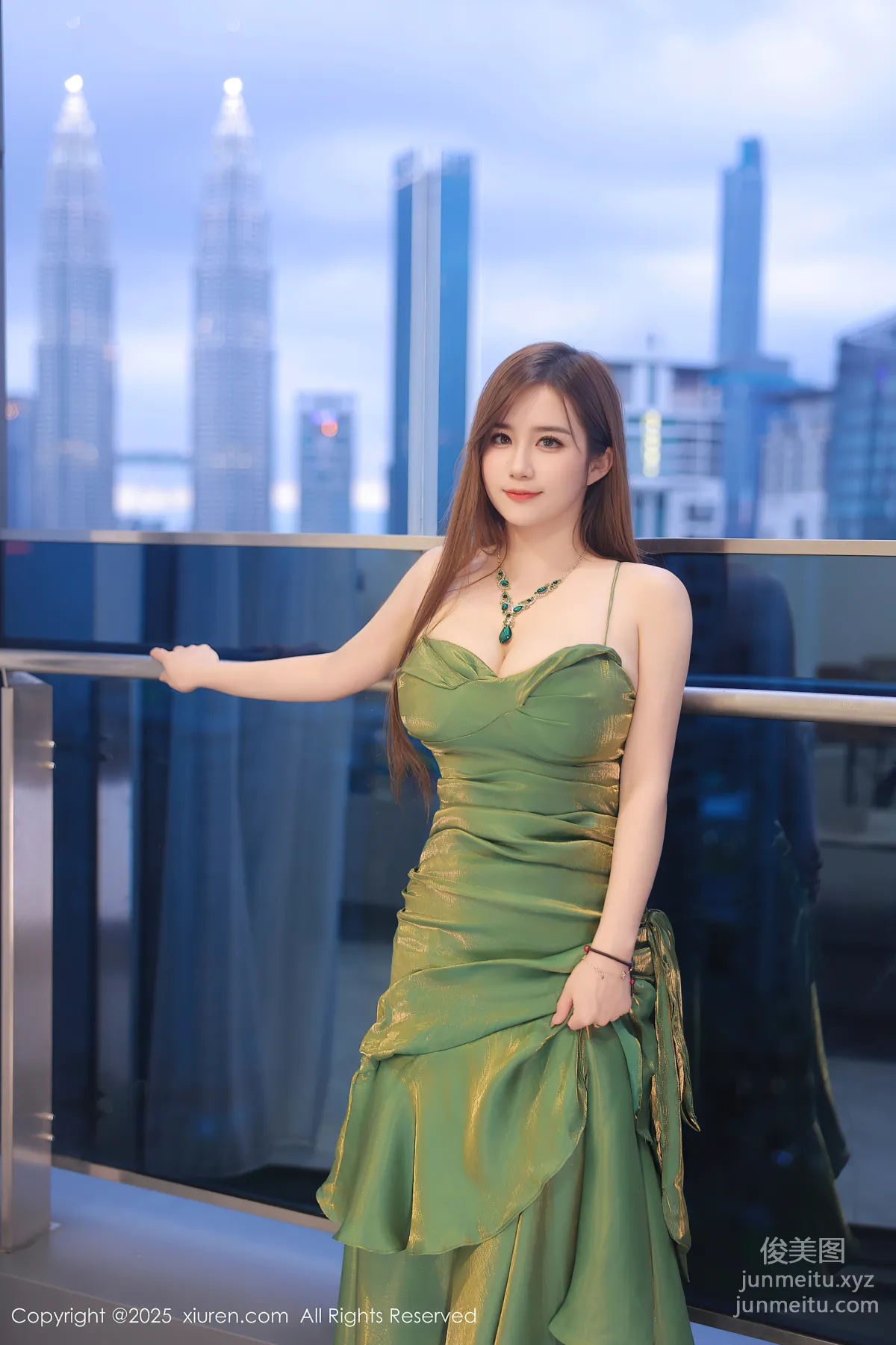 [Xiuren秀人网]2025.04.18 NO.10169 小肉肉咪 page 3