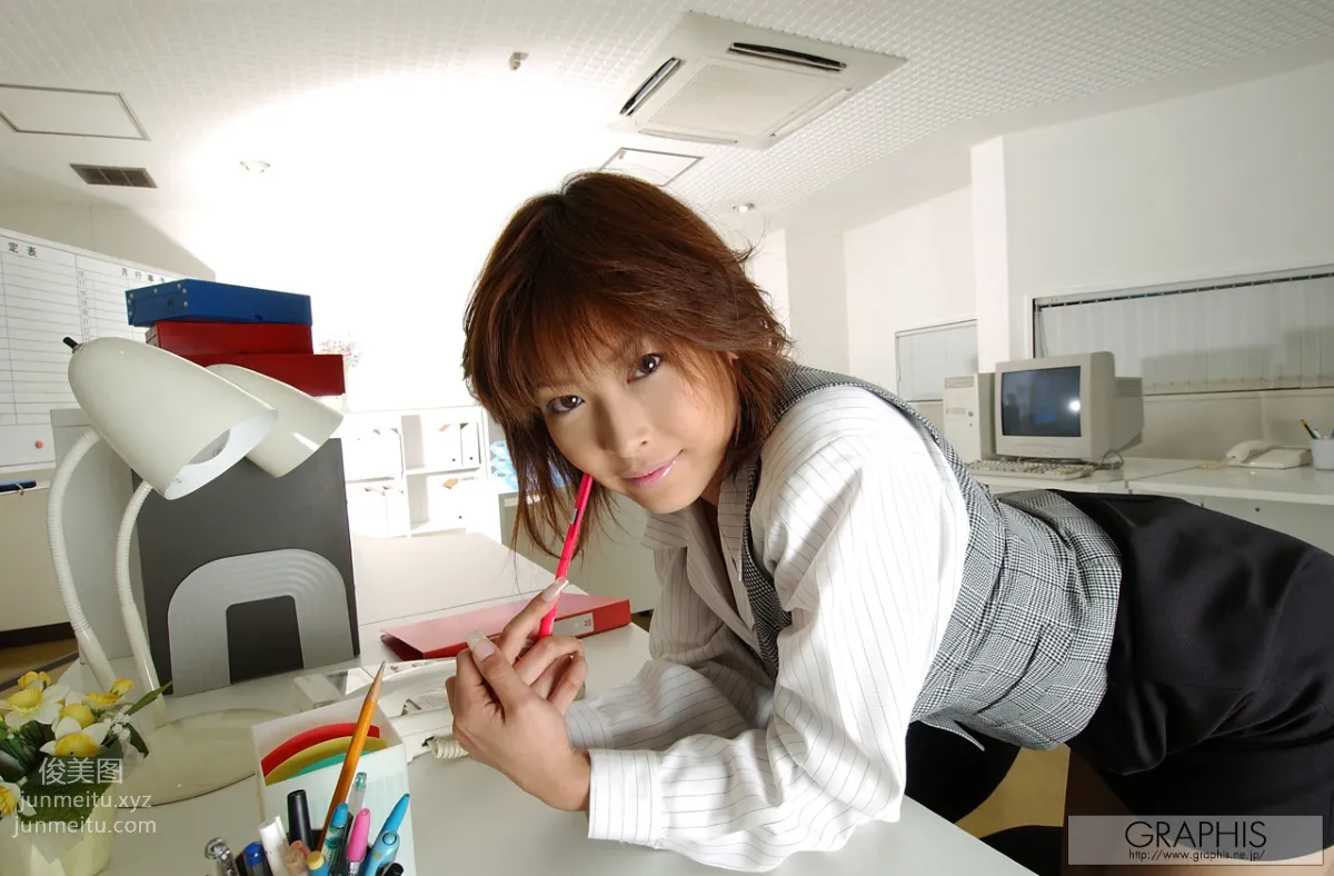 2007-12 Nana Natsume 夏目ナナ [31P] page 9