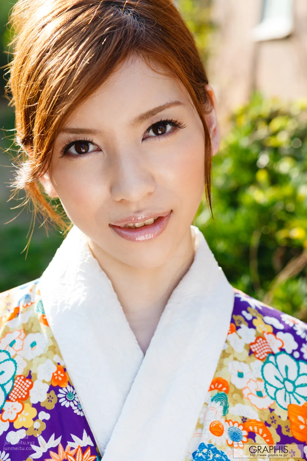 2013-08 Yuria Ashina page 13