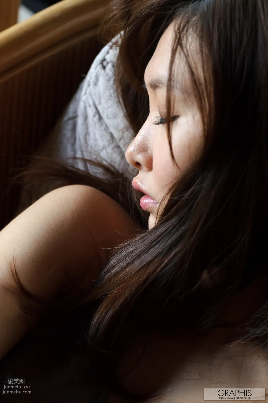 2013-10-31 Nono Mizusawa - [Carnivore Girls] page 59