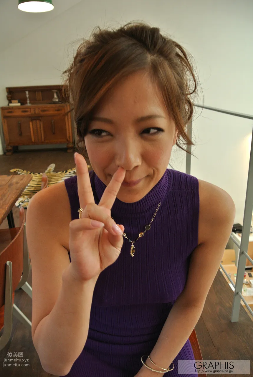 2013-11-15 Miyu Kotohara - [Virgin Nude] page 16