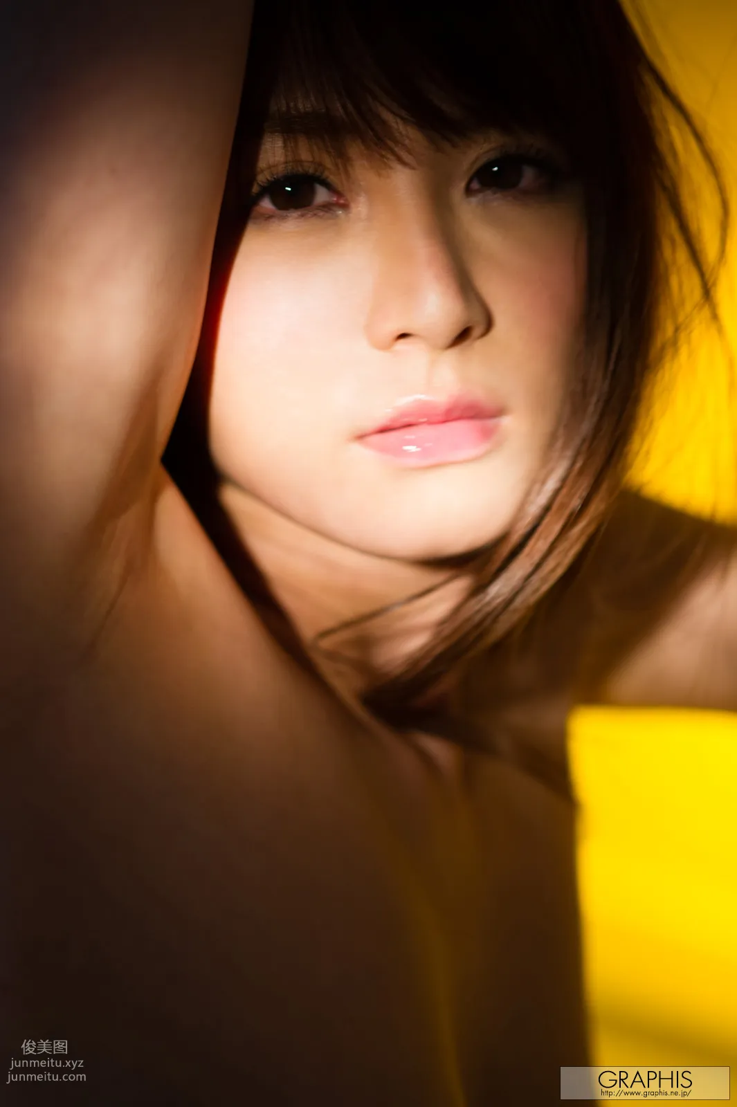 2013-12-13 Miku Ohashi - [Turn me on] page 146