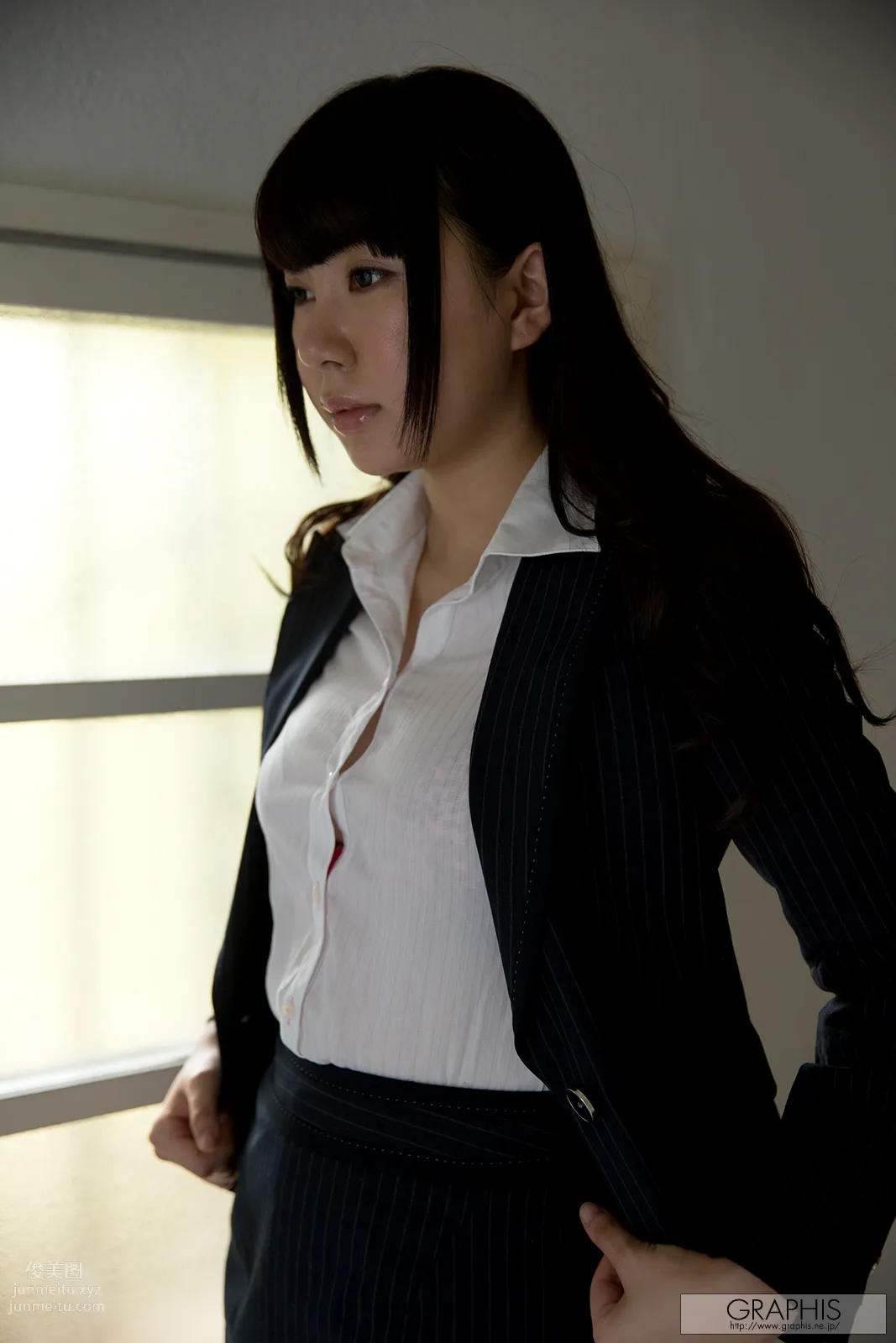 2014-05-02 Haruna Aisaka - [My Idol] page 102