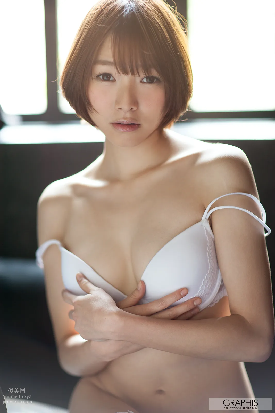 [Graphis] 2014.07.04 初脫ぎ娘 涼川 絢音 _ page 30