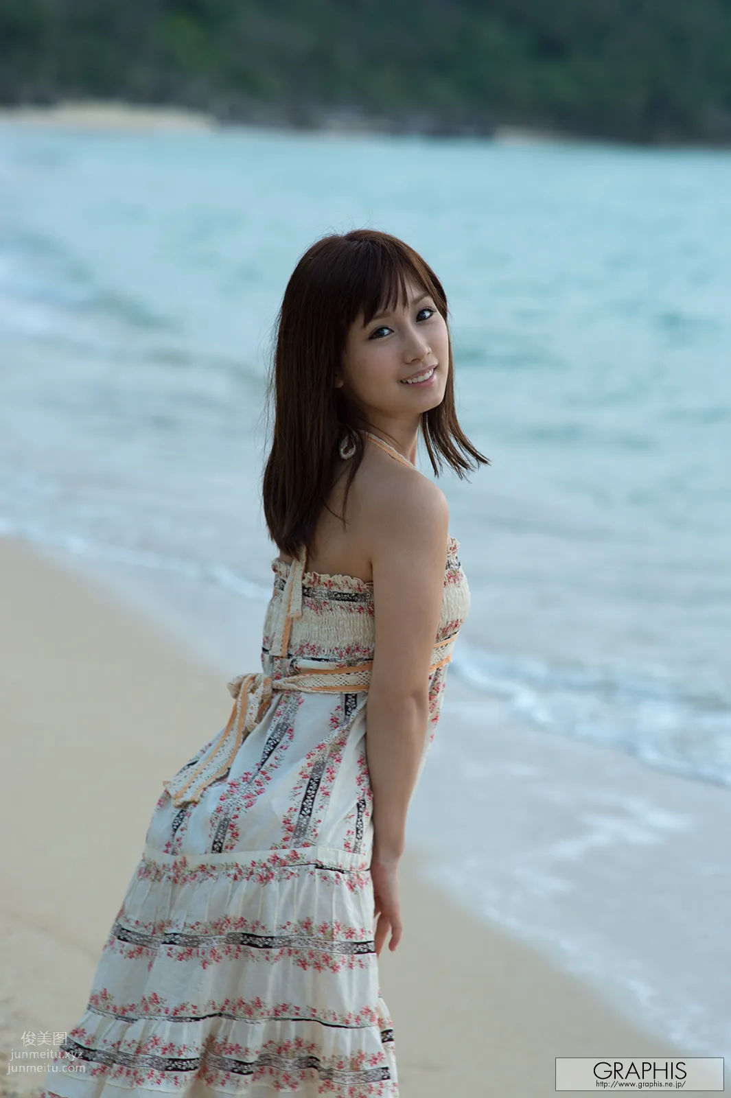 [Graphis] 2014.08.25 Gals SUMMER SPECIAL2014 第二弹 小島みなみ完整版 page 4