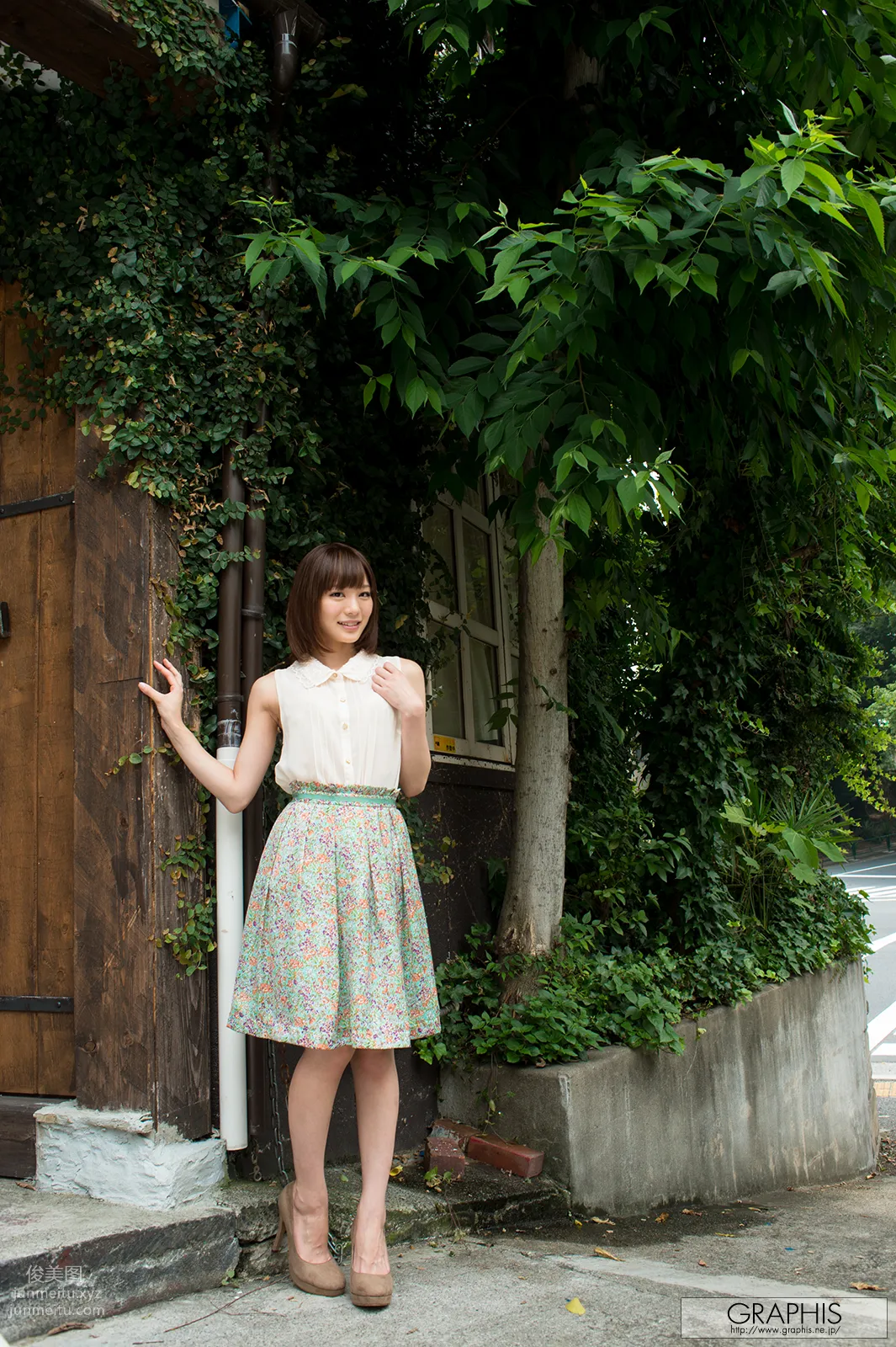 [Graphis] 2014.09.17 Gals 鈴村あいり page 8