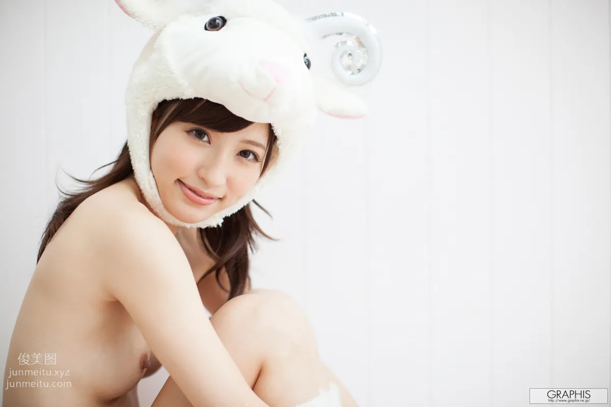 2015-01-02 Moe Amatsuka page 11