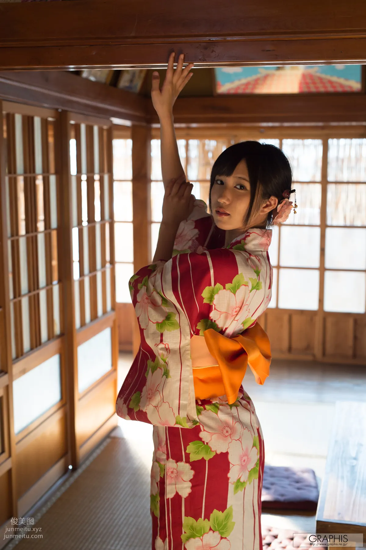 [Graphis] 2015-12-25 Winter Special Gallery - Riku Minato(湊莉久) page 64