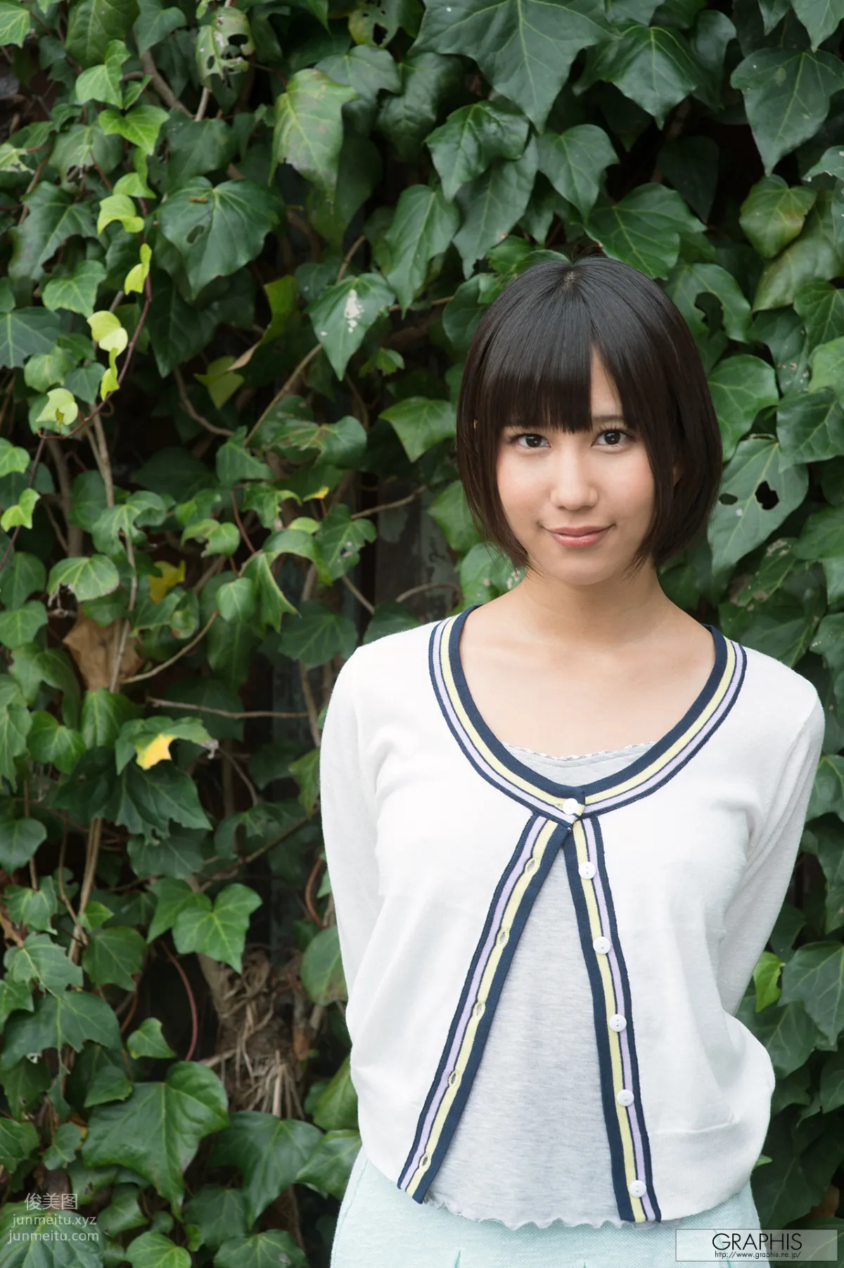 [Graphis] 2015.01.05 Gals 湊莉久 page 6