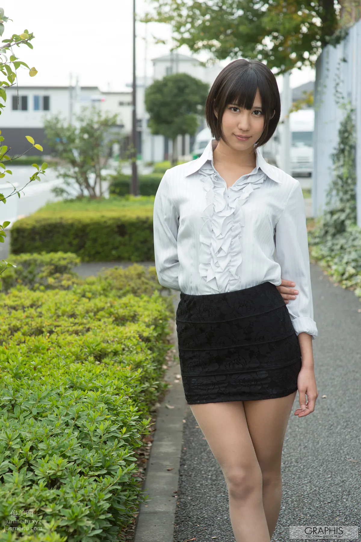 [Graphis] 2015.01.05 Gals 湊莉久 page 97