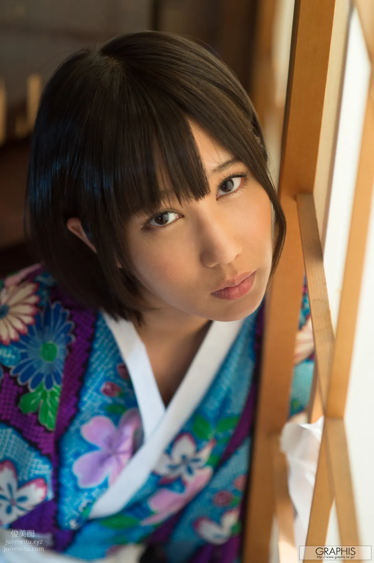 [Graphis] 2015.01.05 Gals 湊莉久 page 80