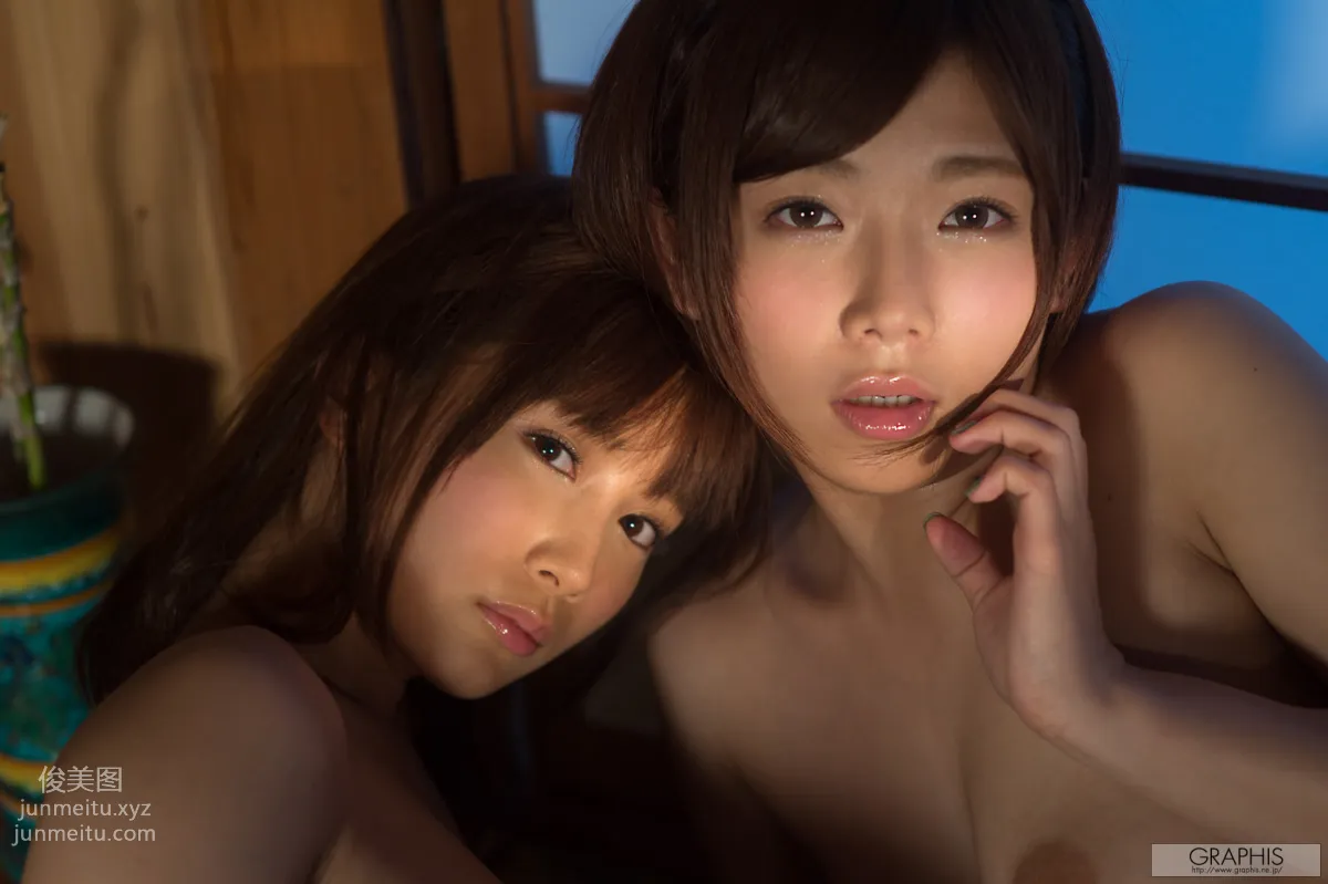 [Graphis] 2015.01.30 Limited Edition 紗倉まな&小島みなみ page 14