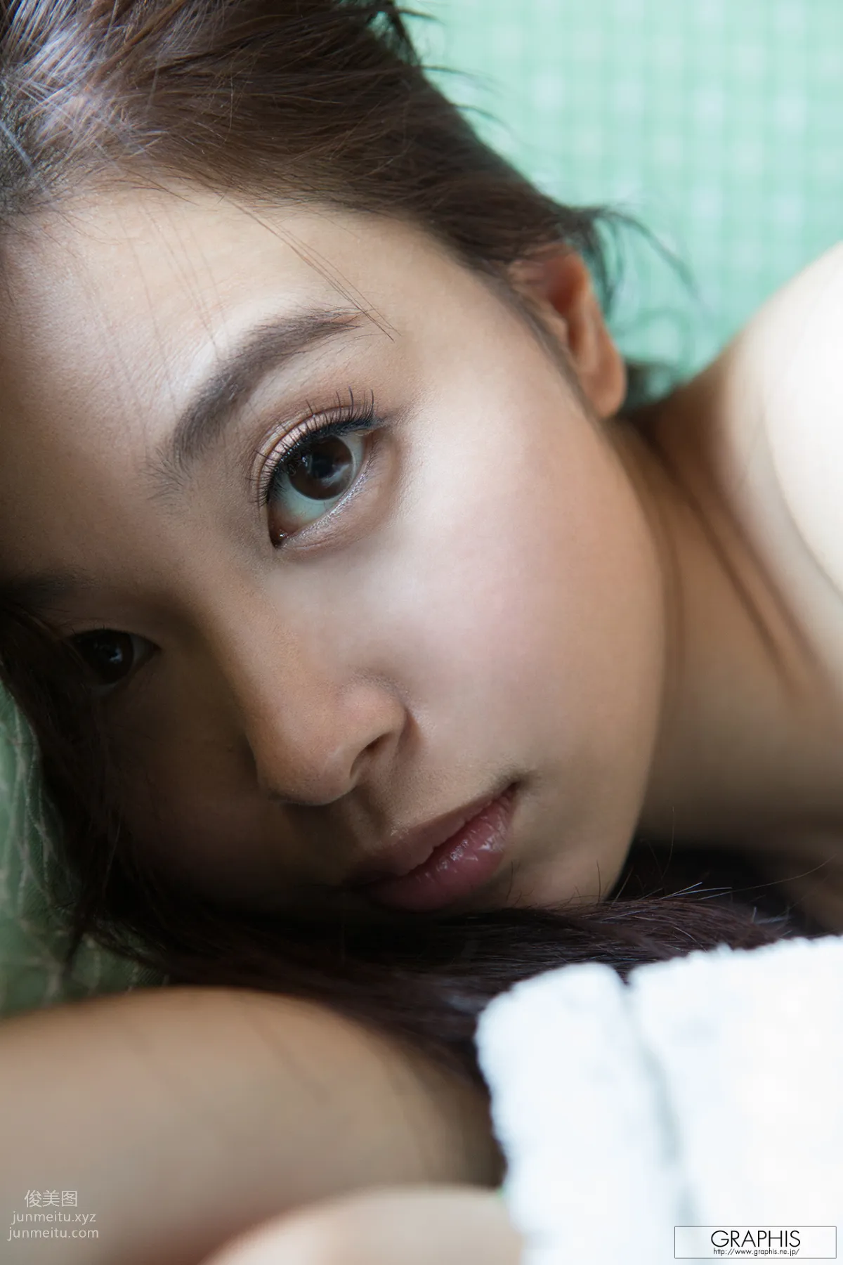 [Graphis] 2015.07.01 初脱ぎ娘 小川桃果 page 97