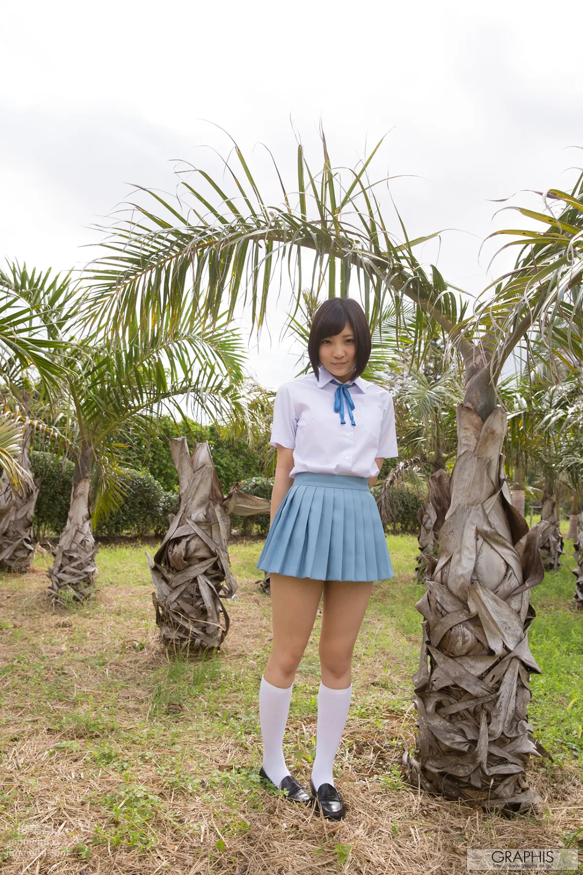 [Graphis] 2015.07.27 初脱ぎ娘 小川桃果 page 31