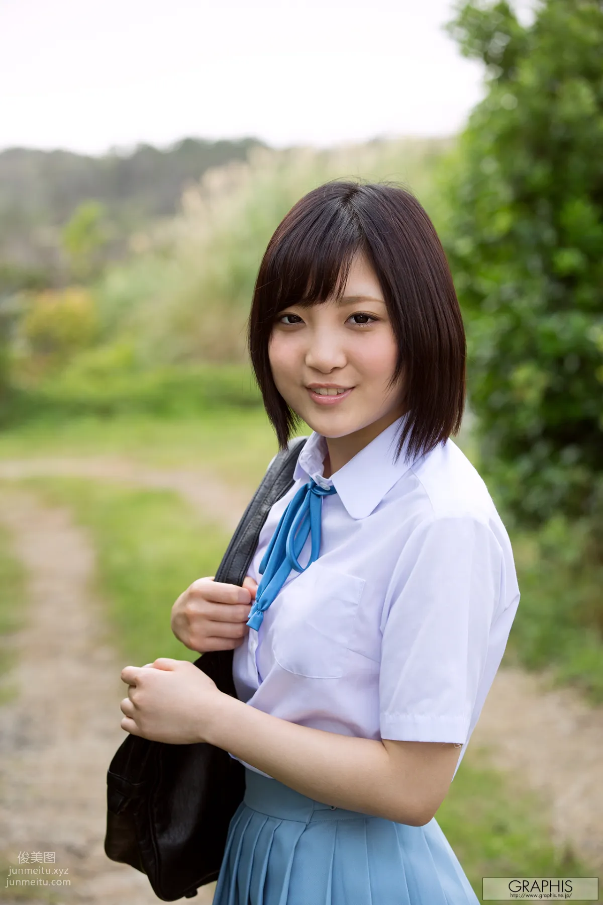 [Graphis] 2015.07.27 初脱ぎ娘 小川桃果 page 28