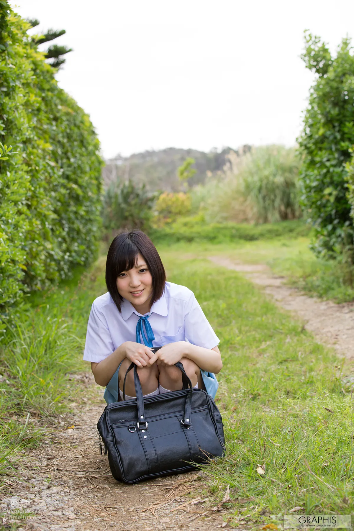 [Graphis] 2015.07.27 初脱ぎ娘 小川桃果 page 27