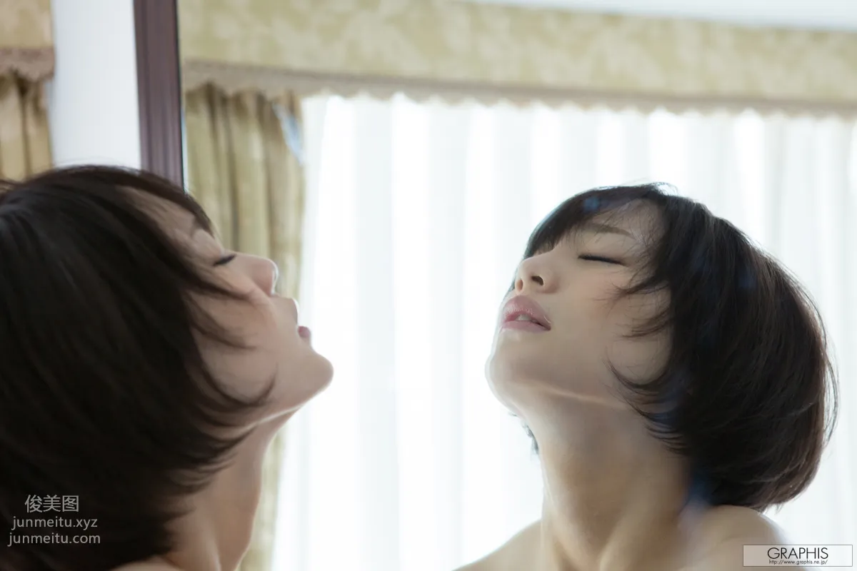 [Graphis] 2015.09.07 Summer Special 2015 鈴村 あいり page 132